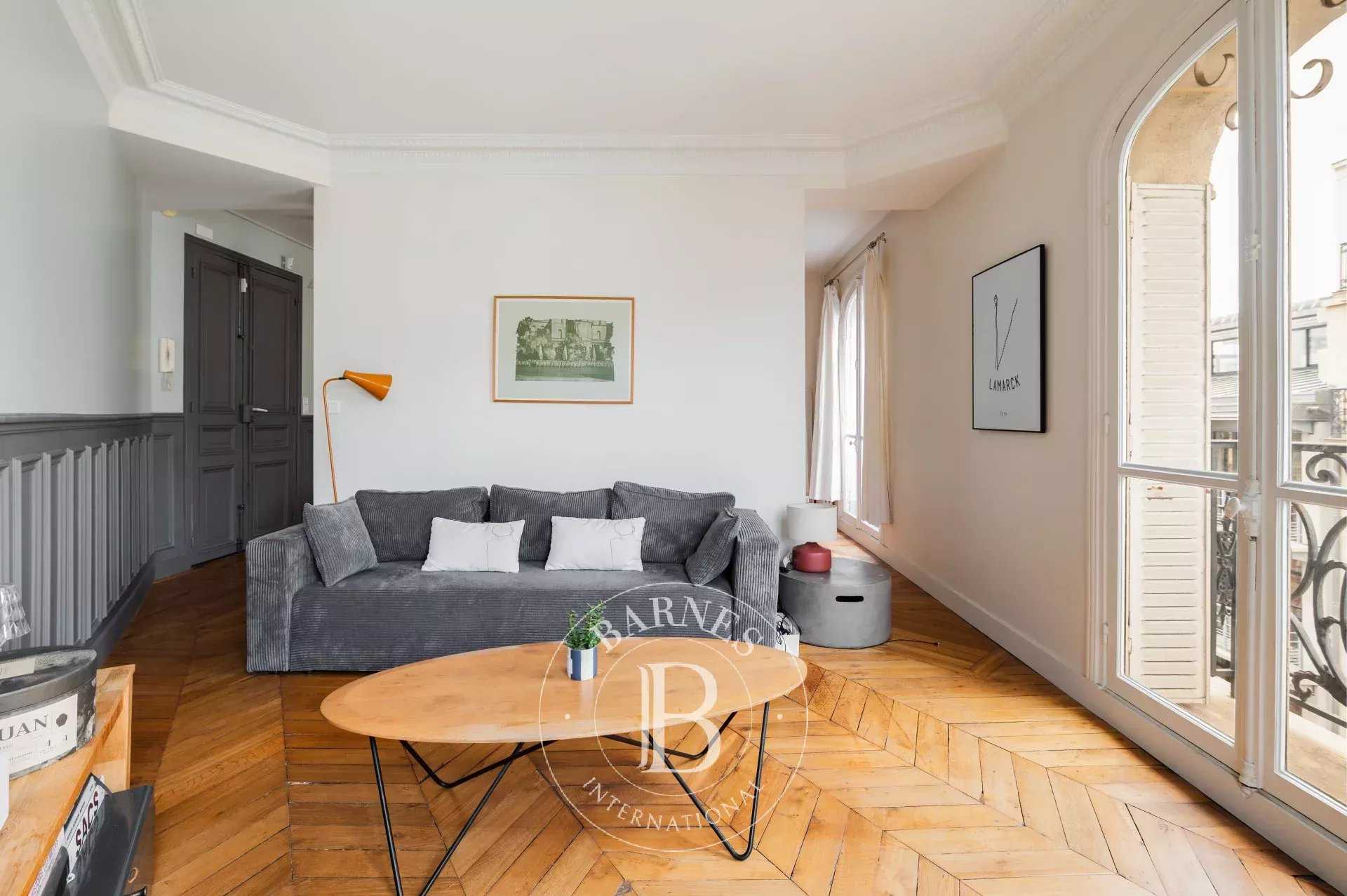 Paris  - Appartement 3 Pièces, 1 Chambre