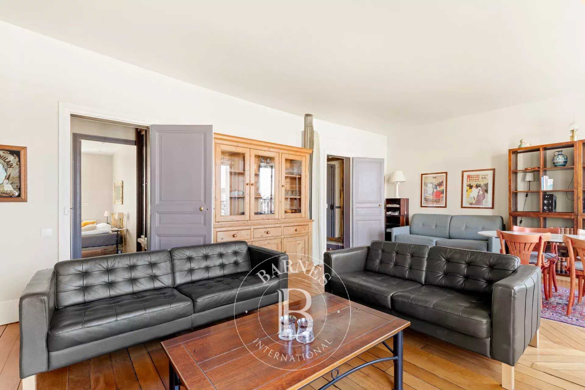Paris  - Appartement 3 Pièces, 1 Chambre