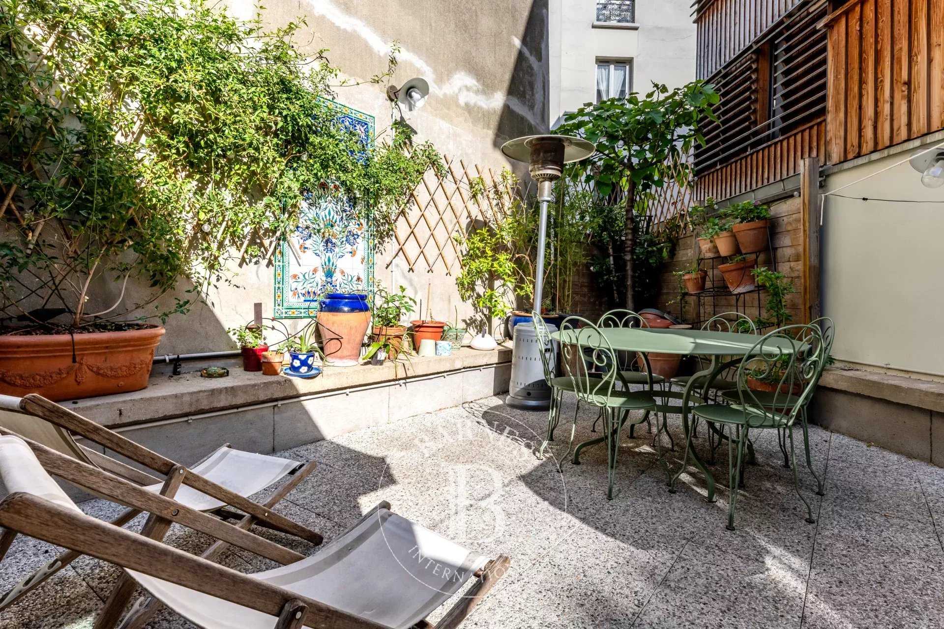 Paris  - Appartement 3 Pièces, 1 Chambre
