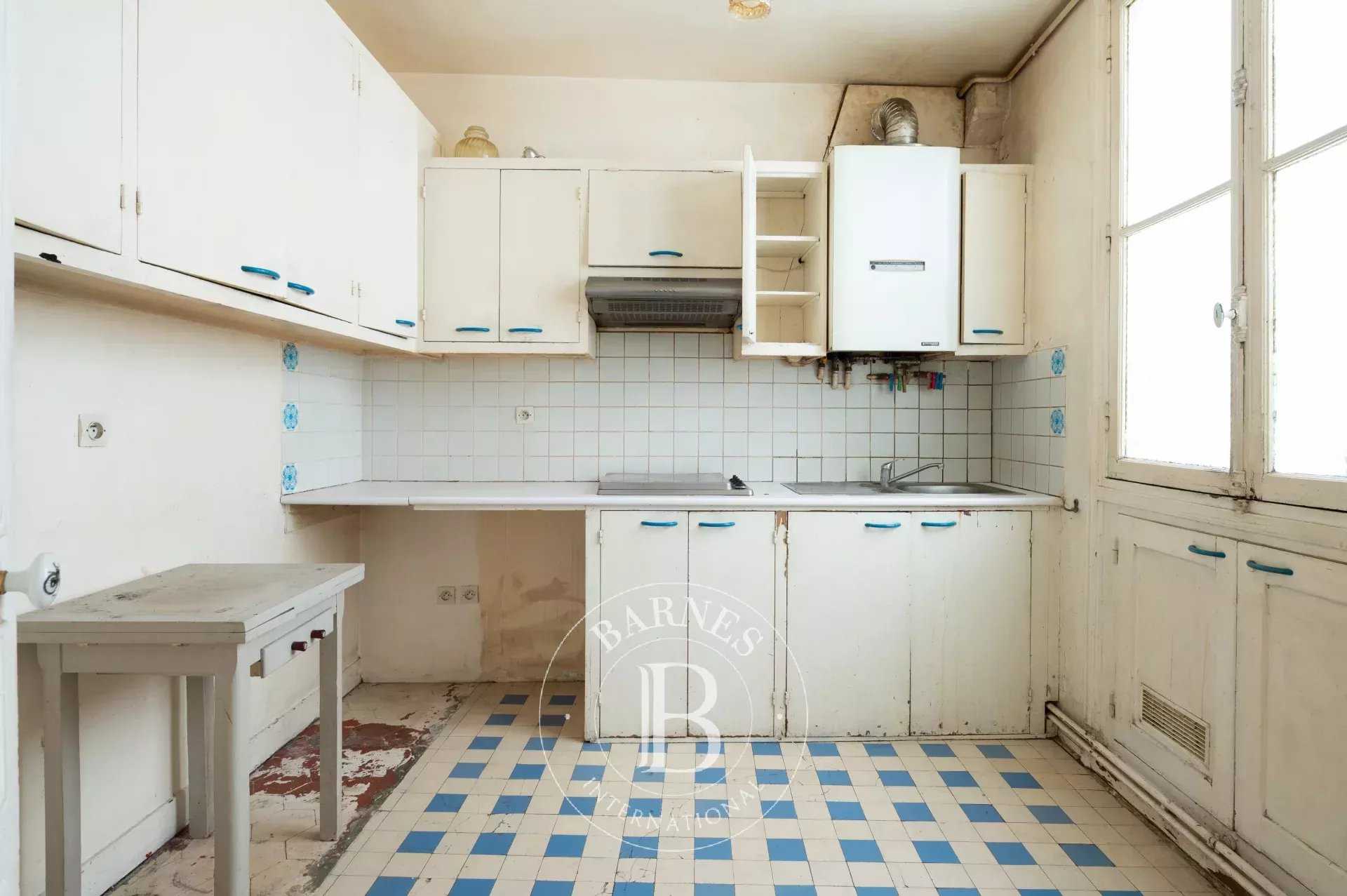 Paris  - Appartement 3 Pièces 2 Chambres
