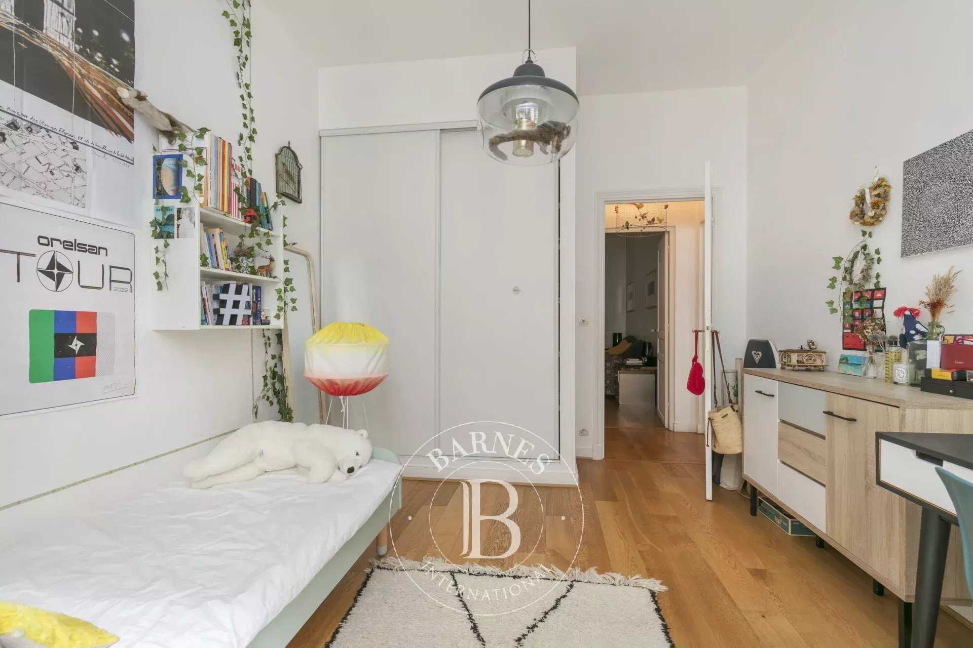 Paris  - Apartment 2 Bedrooms