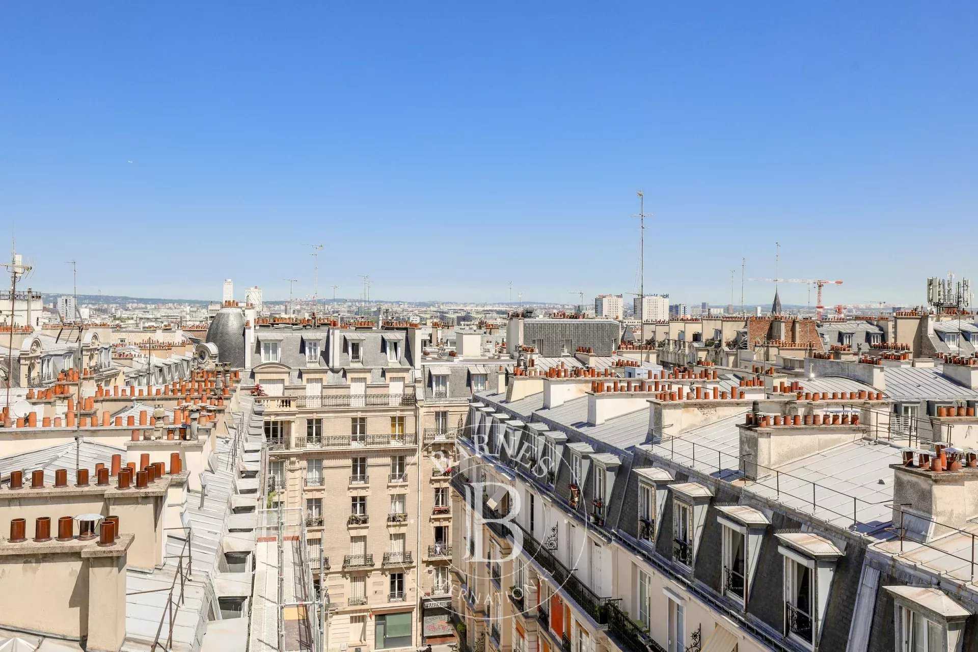 Paris  - Appartement 3 Pi&egrave;ces 2 Chambres