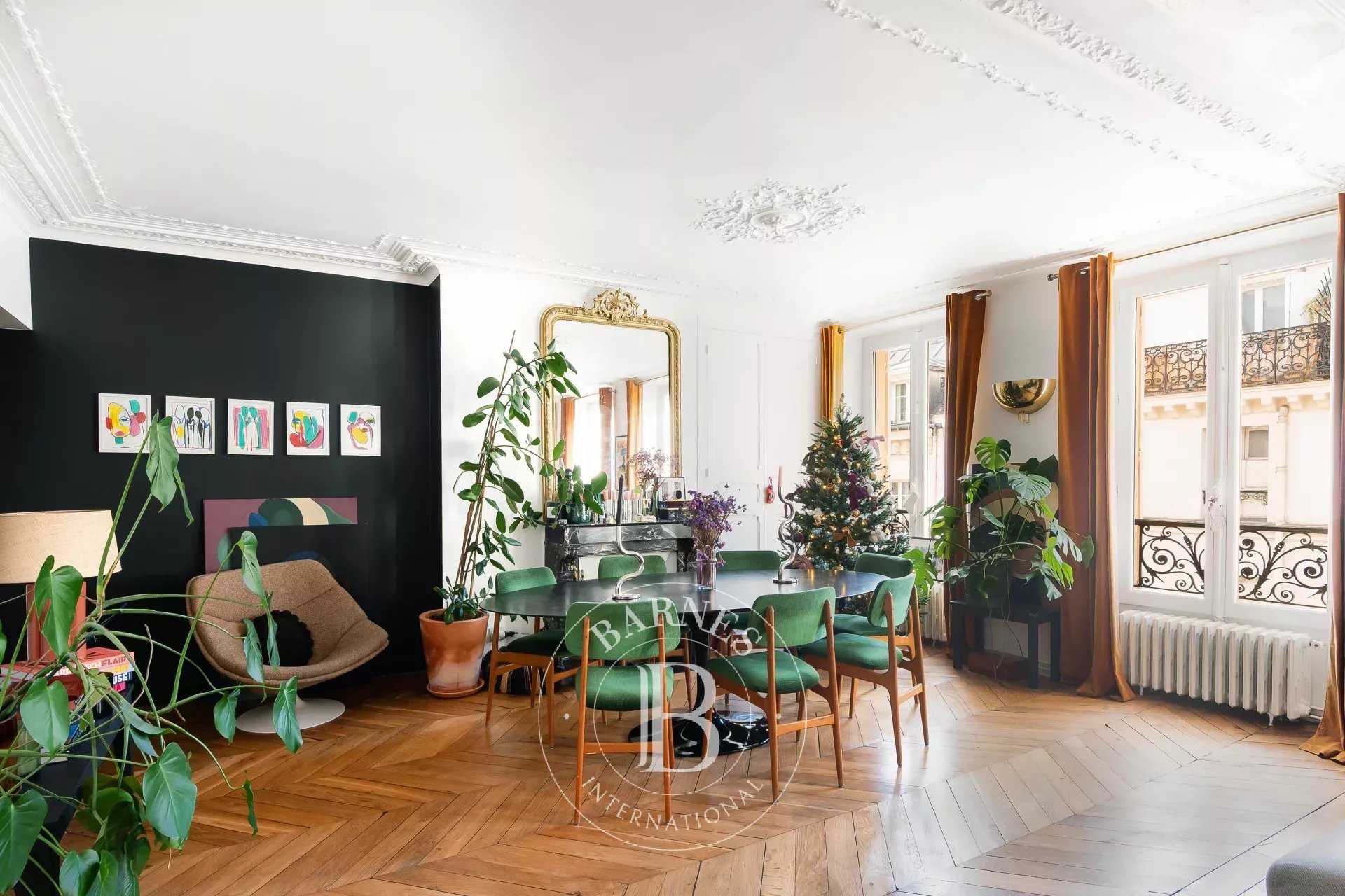 Paris  - Apartment 2 Bedrooms