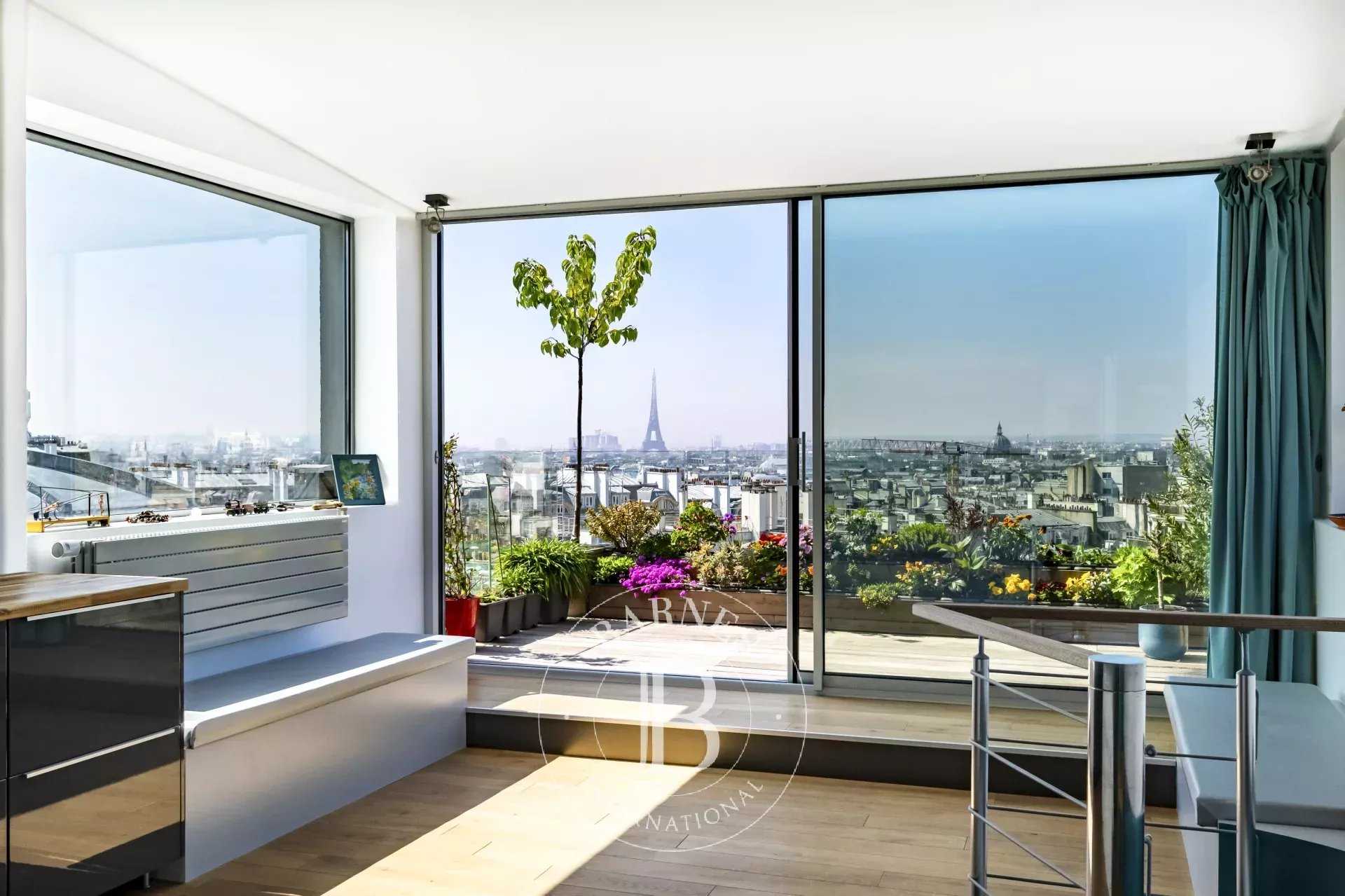 Paris  - Appartement 4 Pièces 2 Chambres