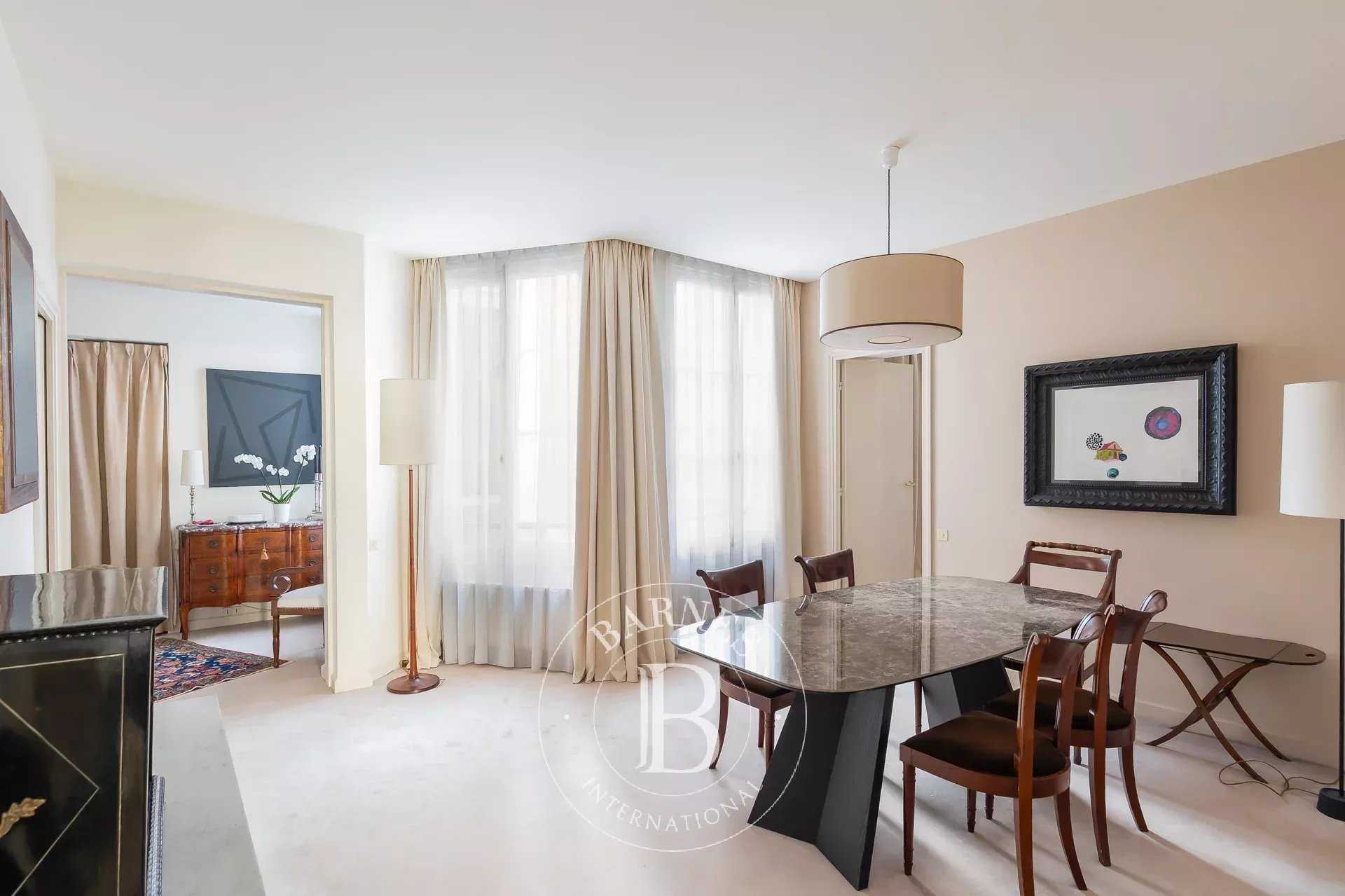 Paris  - Apartment 3 Bedrooms