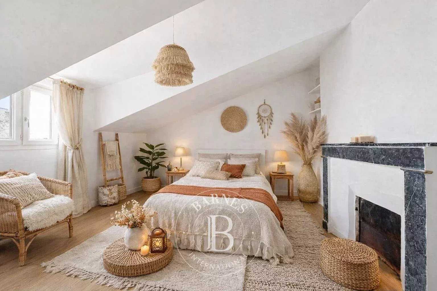 Paris  - Appartement 2 Pi&egrave;ces, 1 Chambre