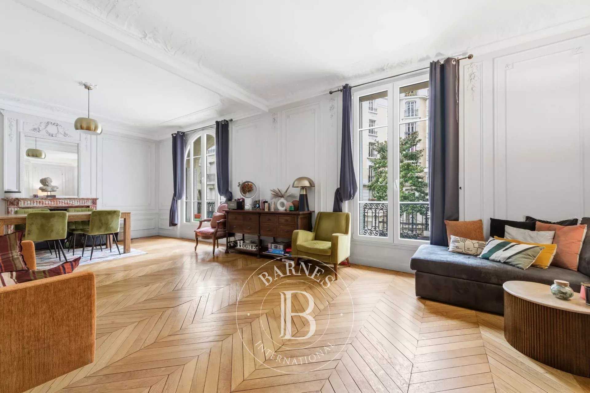 Paris  - Apartment 3 Bedrooms