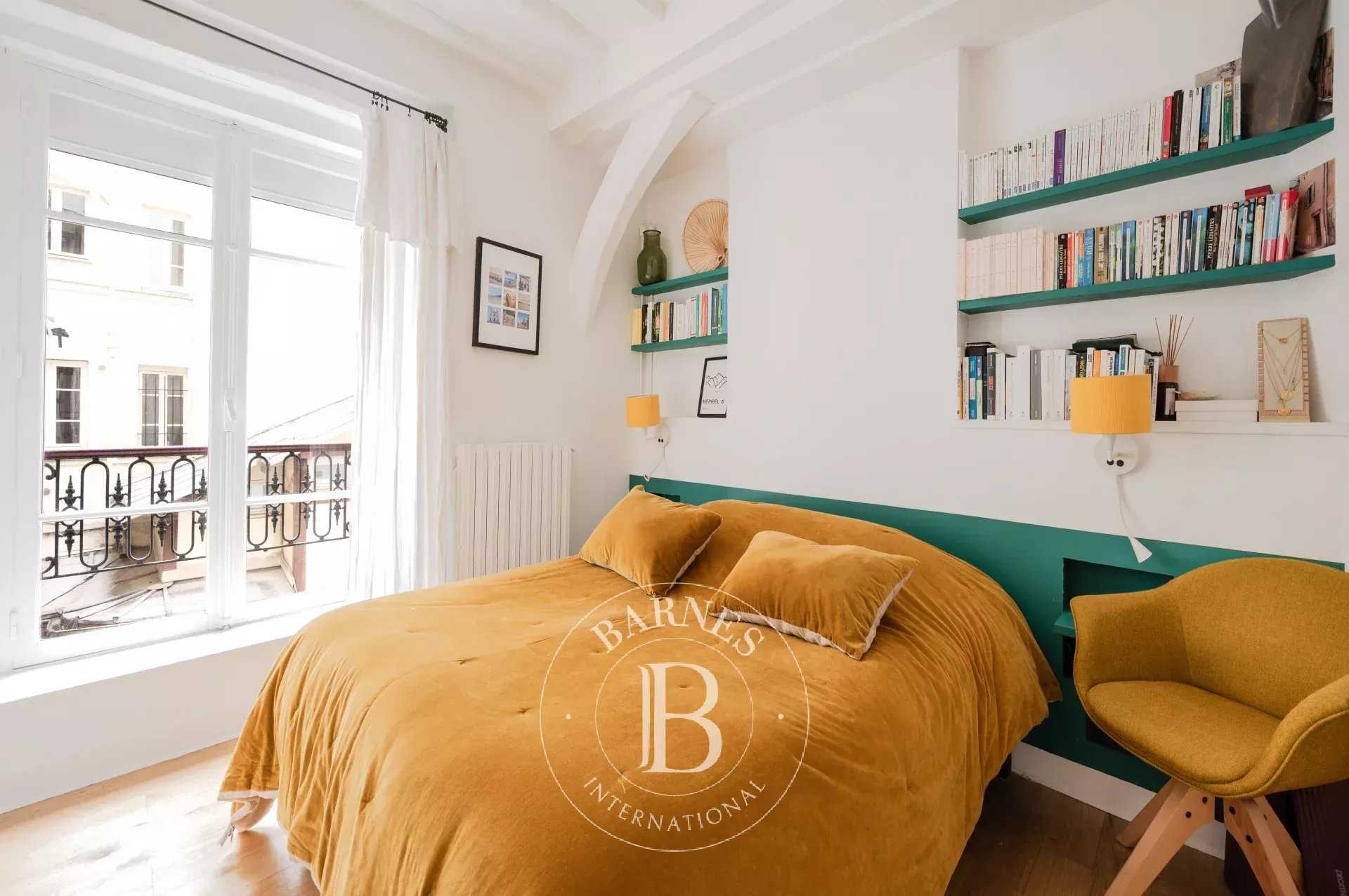 Paris  - Appartement 3 Pi&egrave;ces 2 Chambres