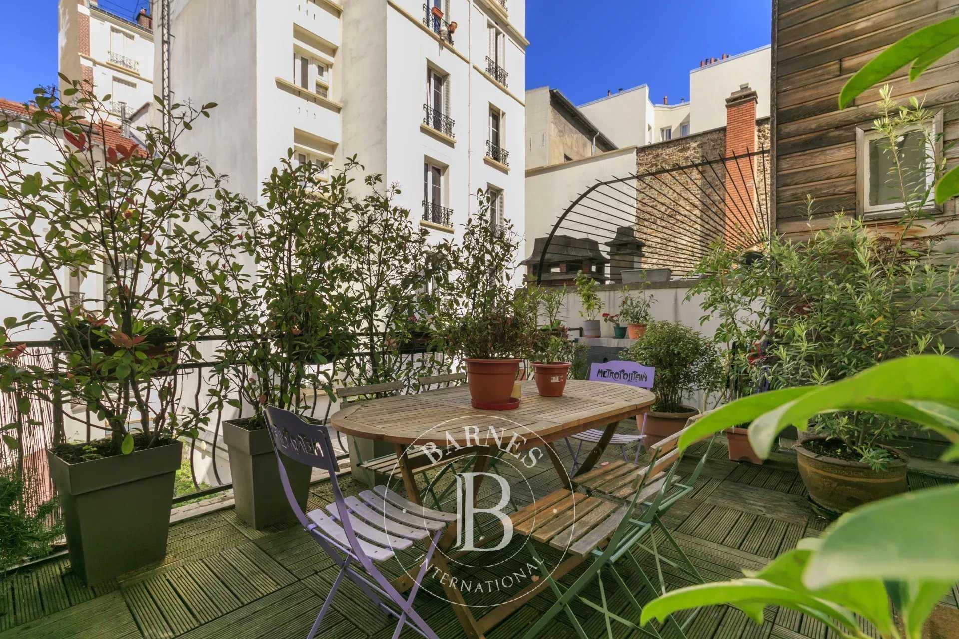 Paris  - Apartment 4 Bedrooms