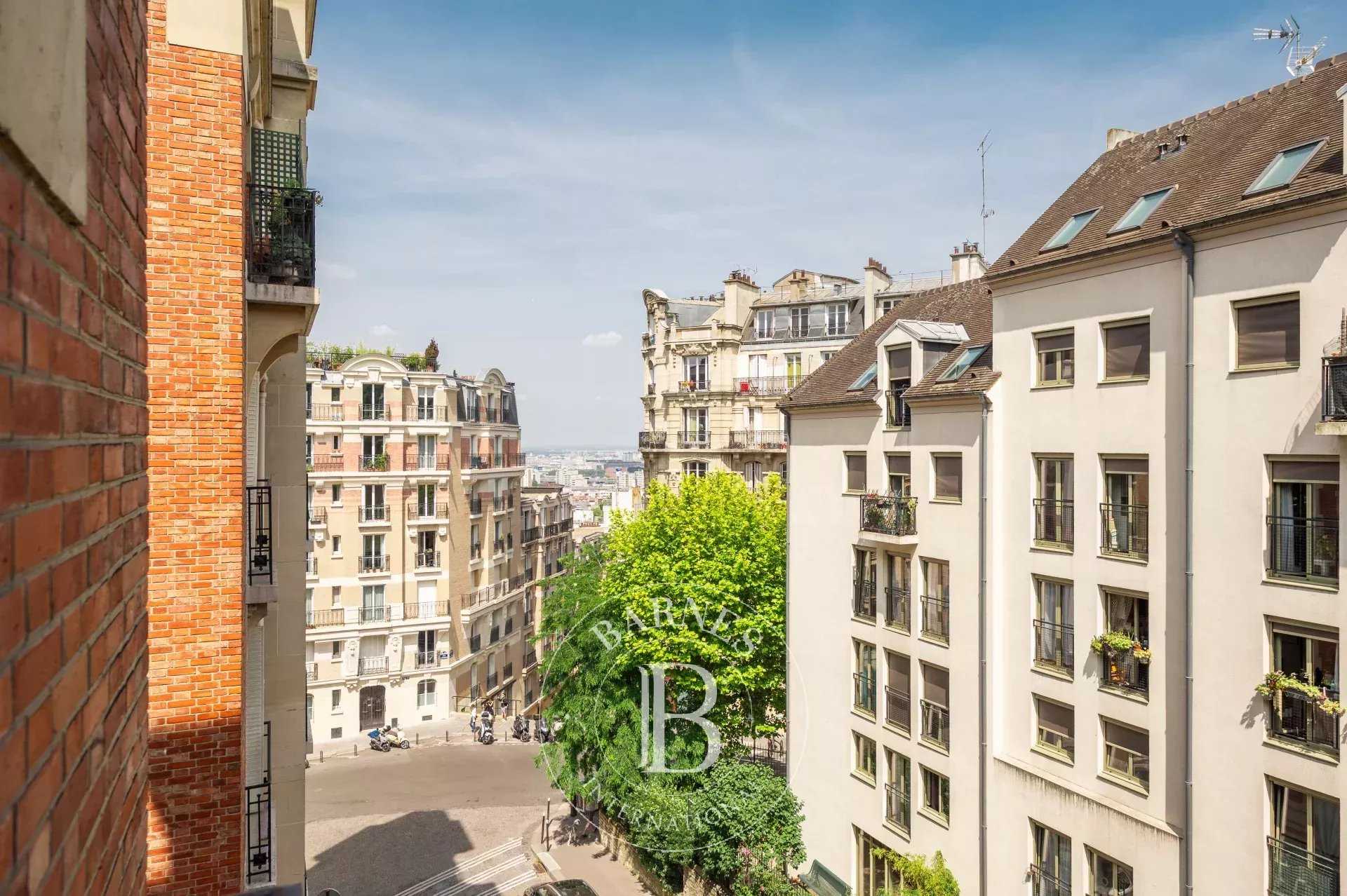 Paris  - Appartement 6 Pièces 3 Chambres