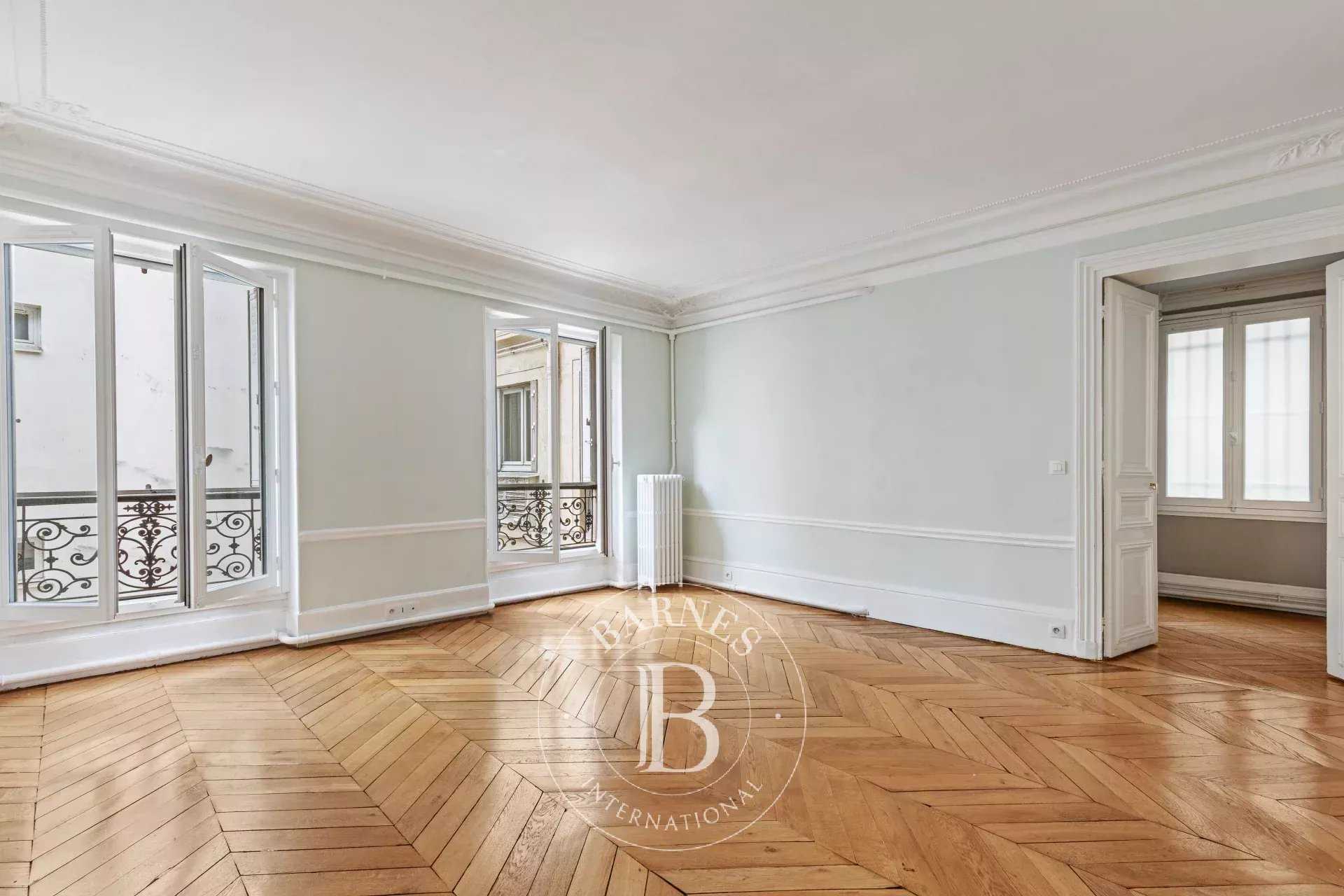 Paris  - Appartement 6 Pi&egrave;ces 4 Chambres