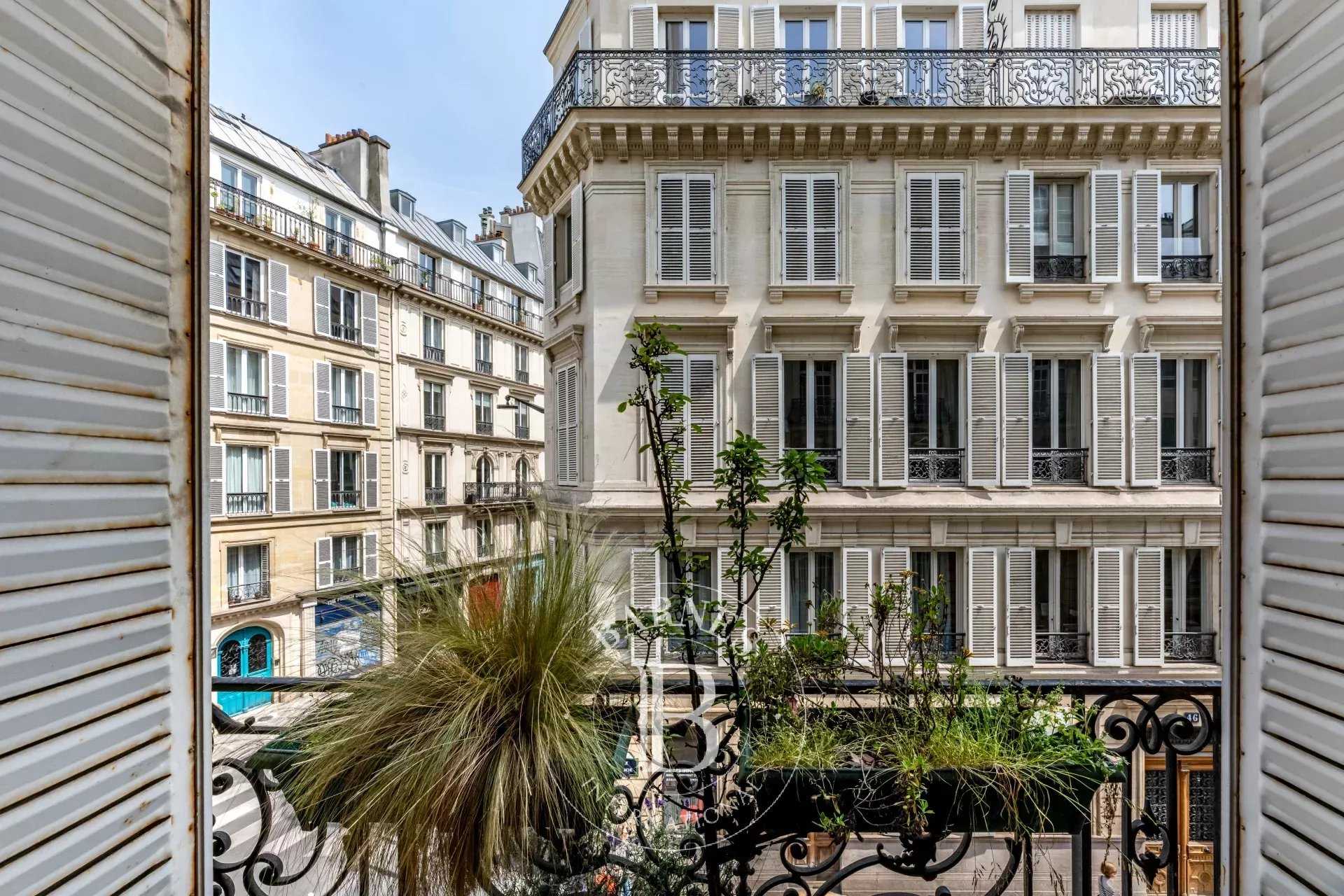 Paris  - Appartement 7 Pi&egrave;ces 4 Chambres