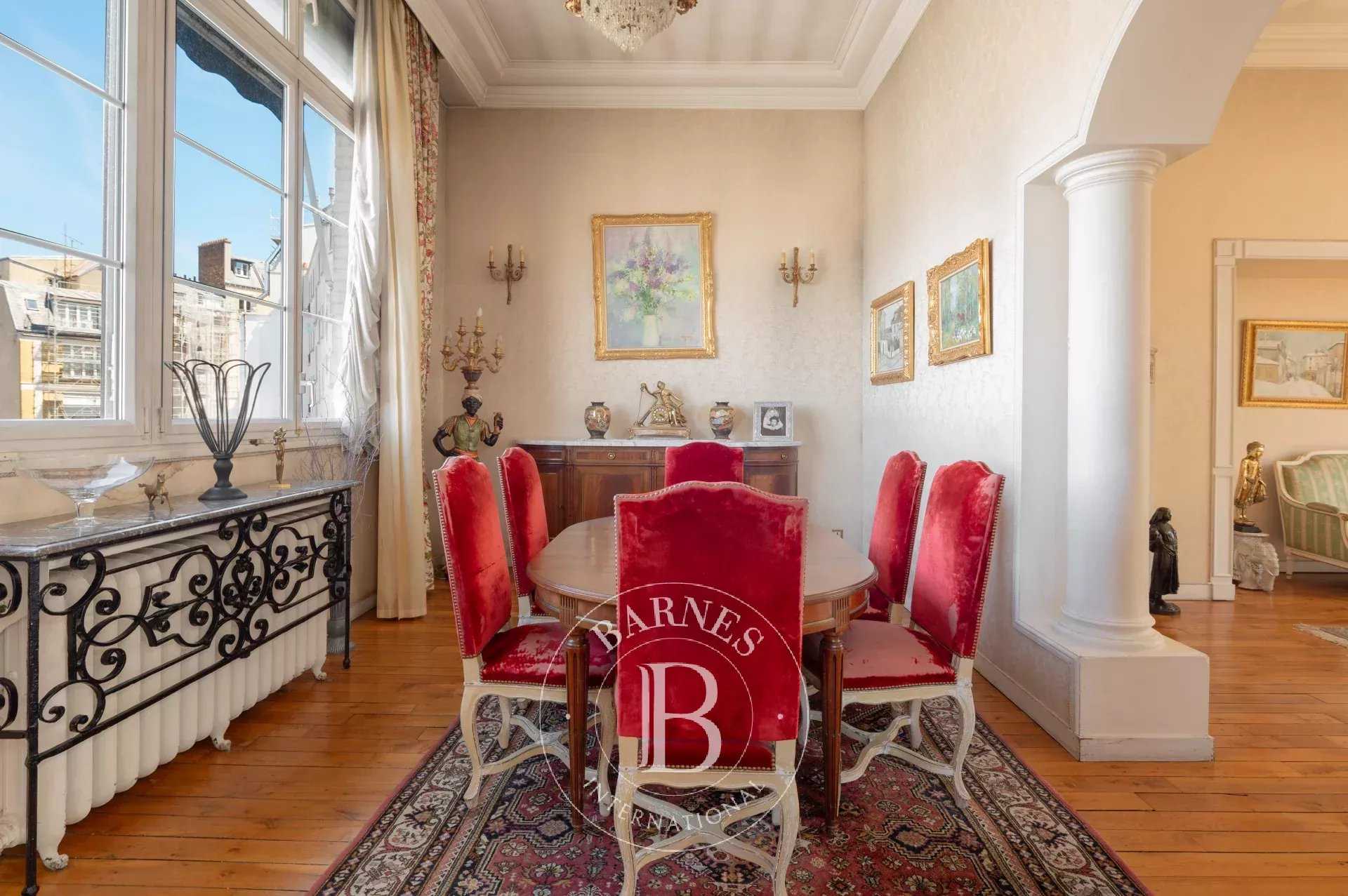 Paris  - House 4 Bedrooms