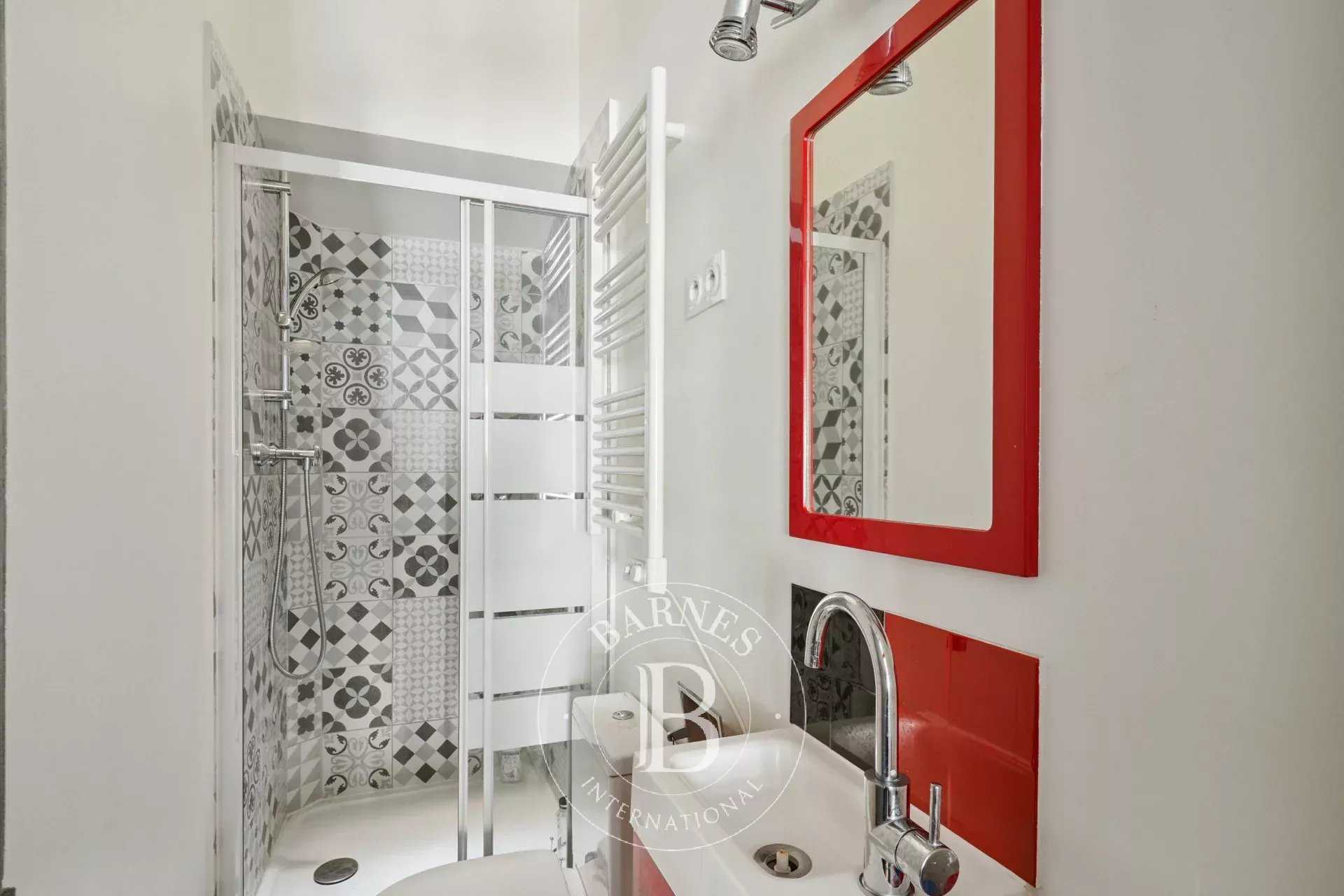 Paris  - Appartement 2 Pi&egrave;ces, 1 Chambre