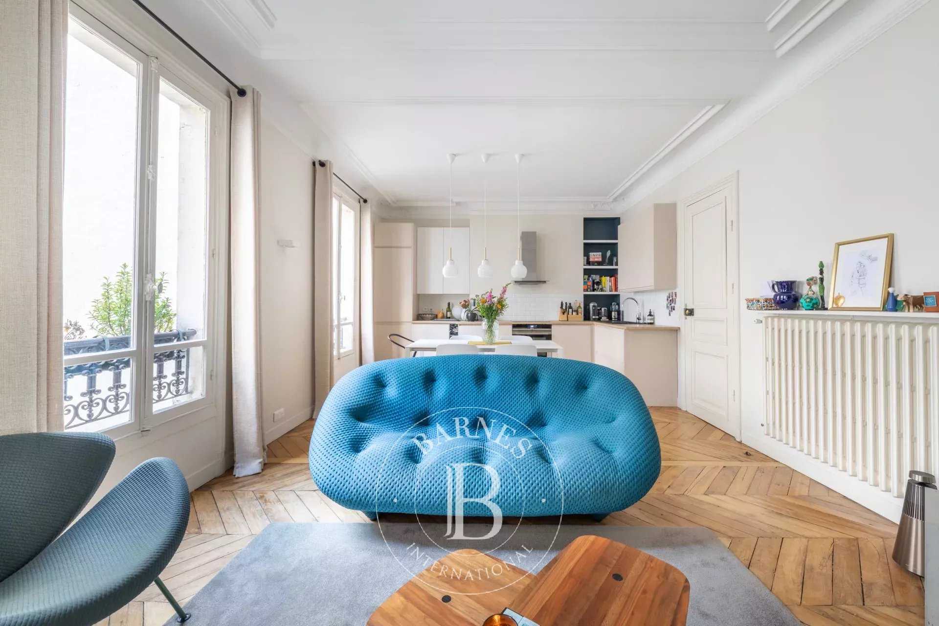 Paris  - Appartement 4 Pièces 2 Chambres