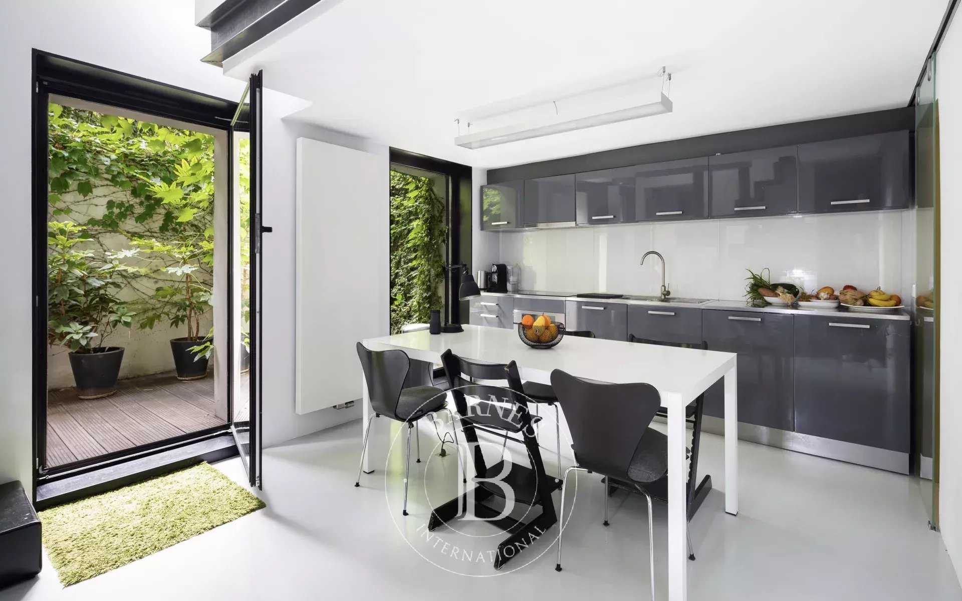 Paris  - Apartment 3 Bedrooms