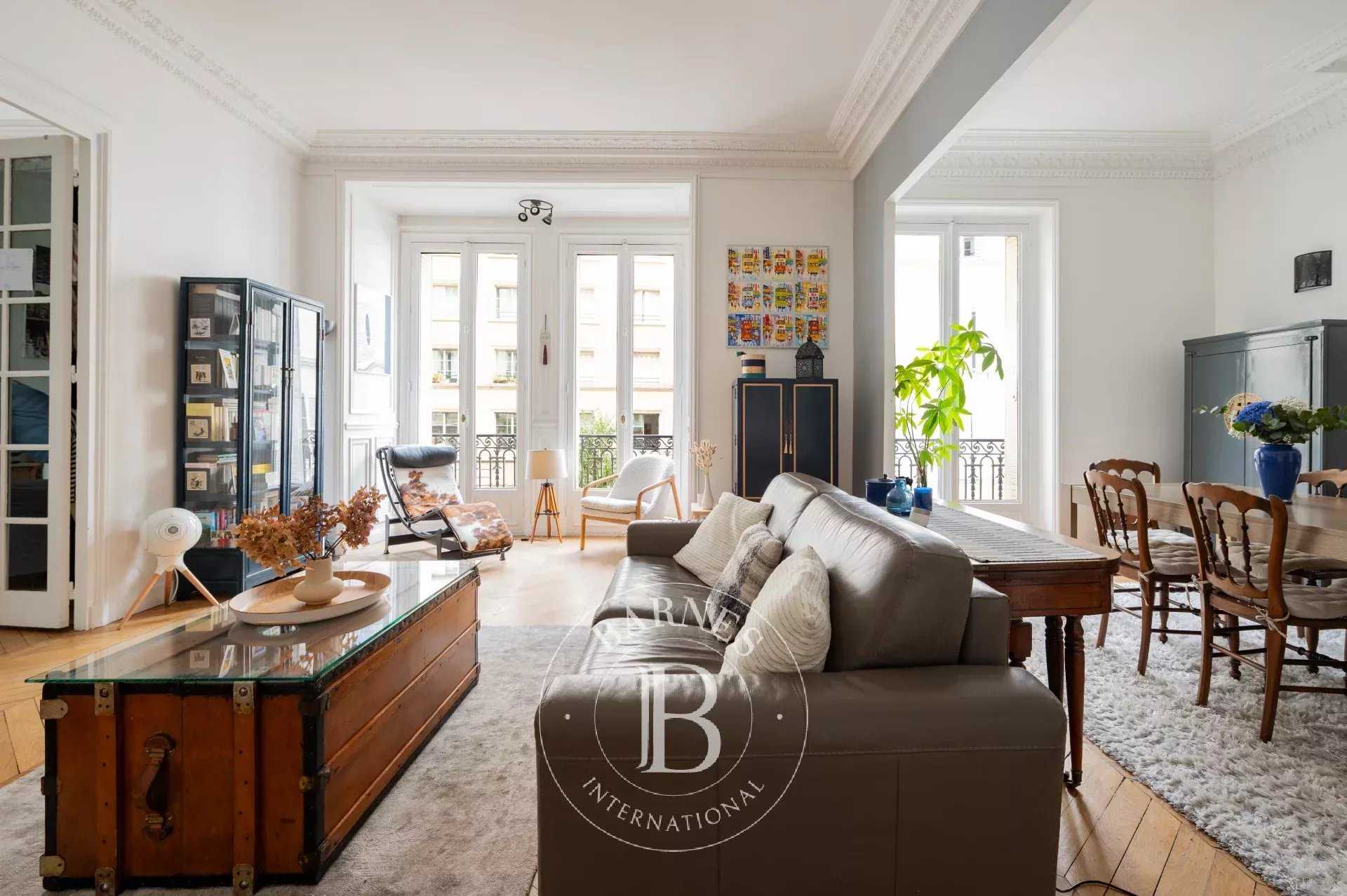 Paris  - Apartment 3 Bedrooms