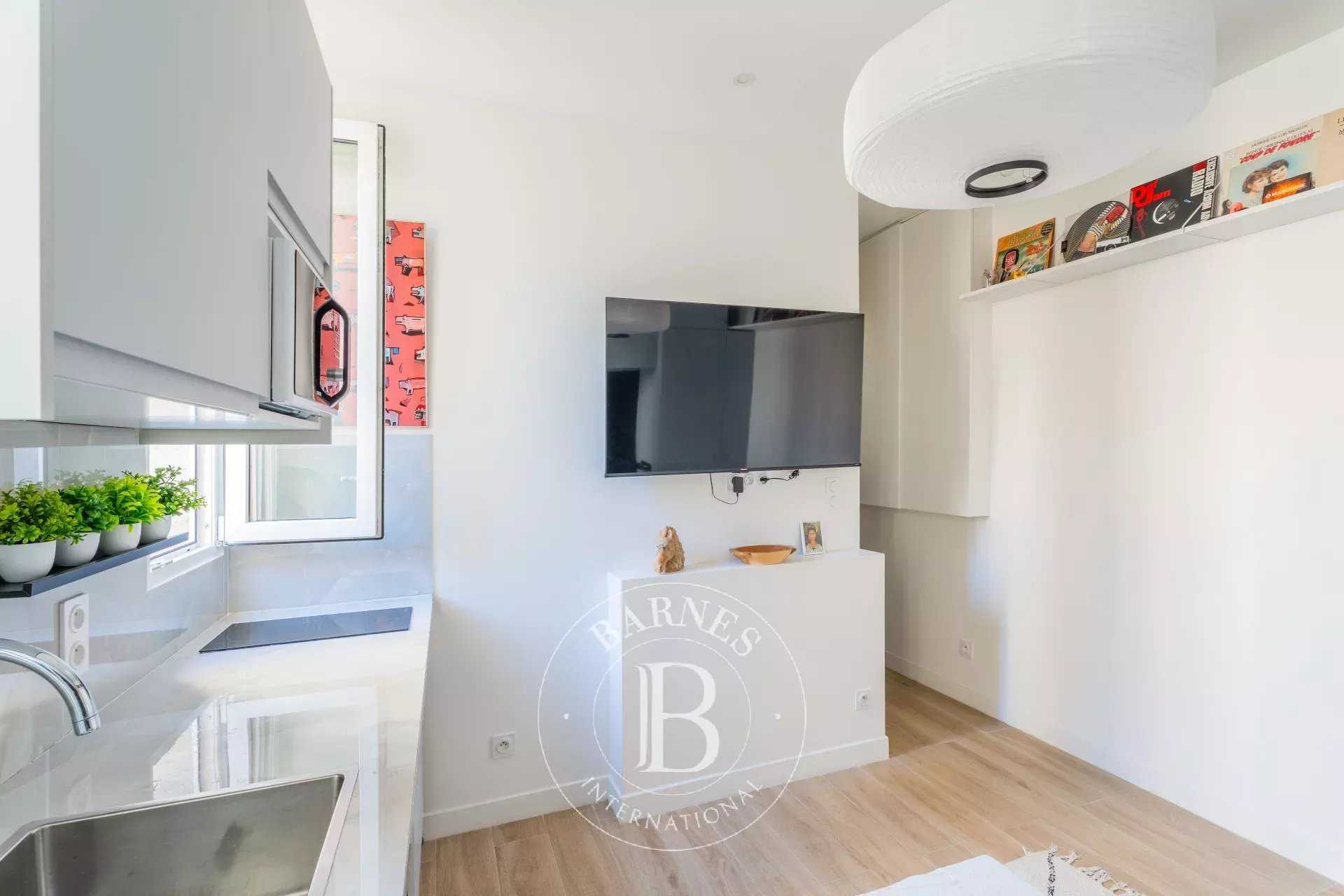 Paris  - Apartment 