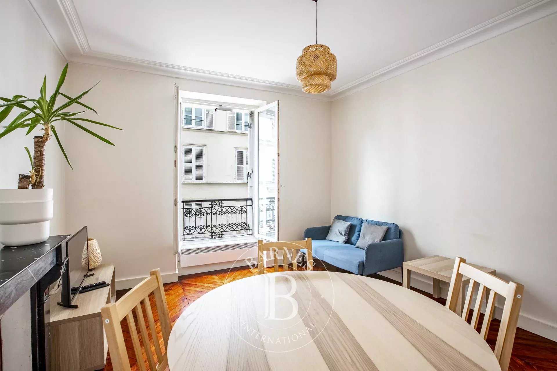 Paris  - Appartement 3 Pièces 2 Chambres