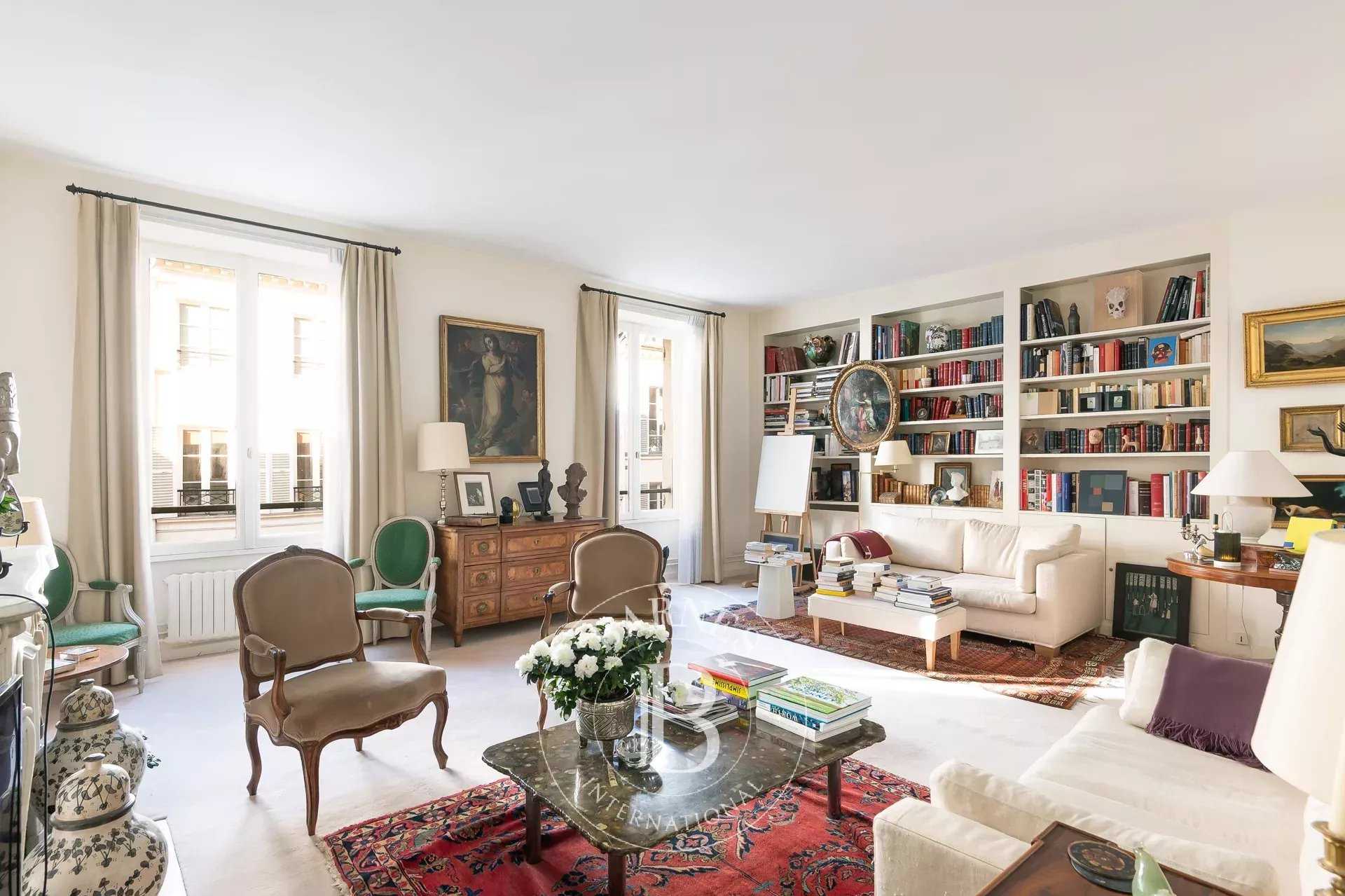 Paris  - Apartment 3 Bedrooms
