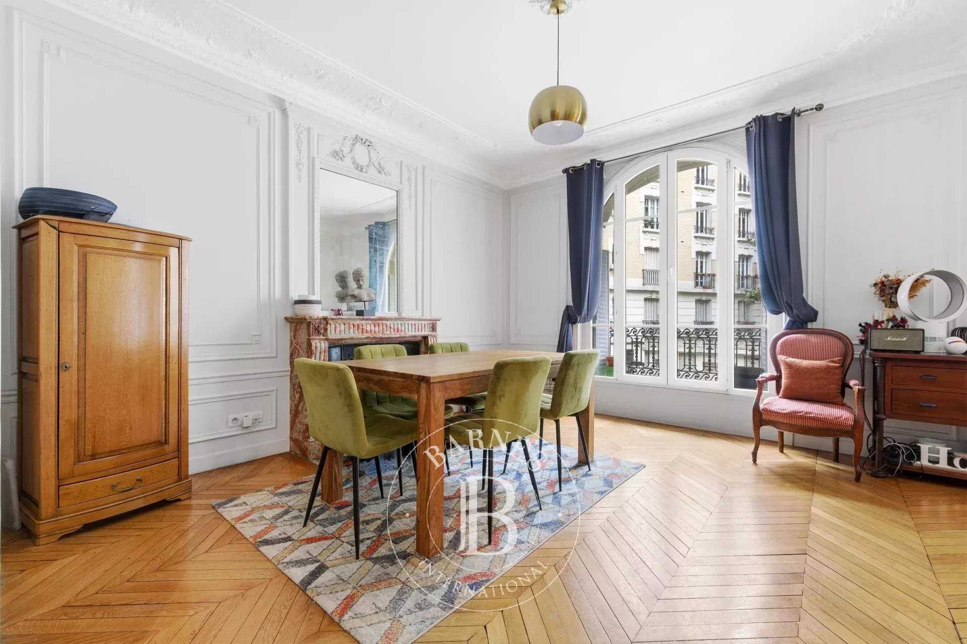 Paris  - Apartment 3 Bedrooms