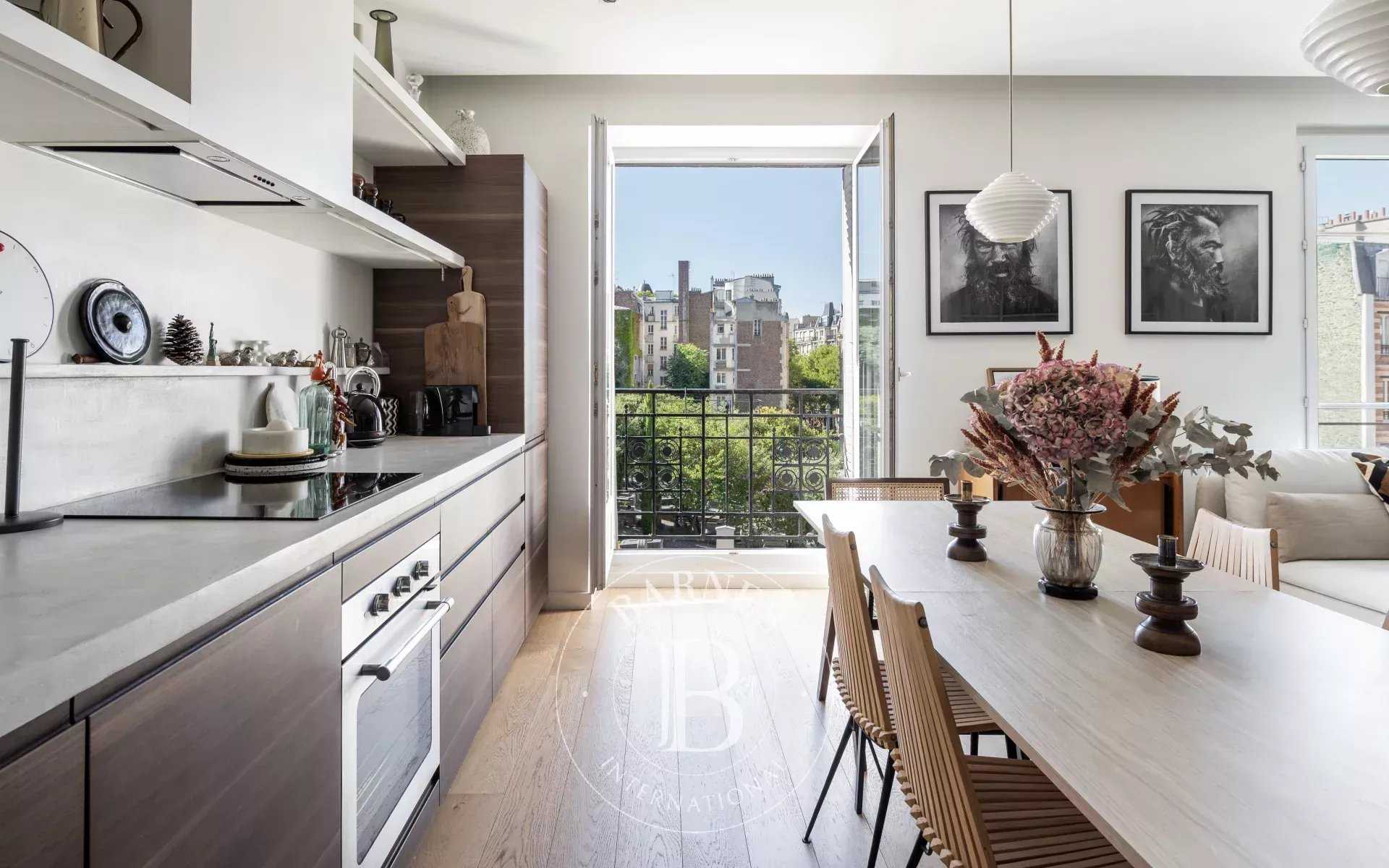 Paris  - Apartment 2 Bedrooms