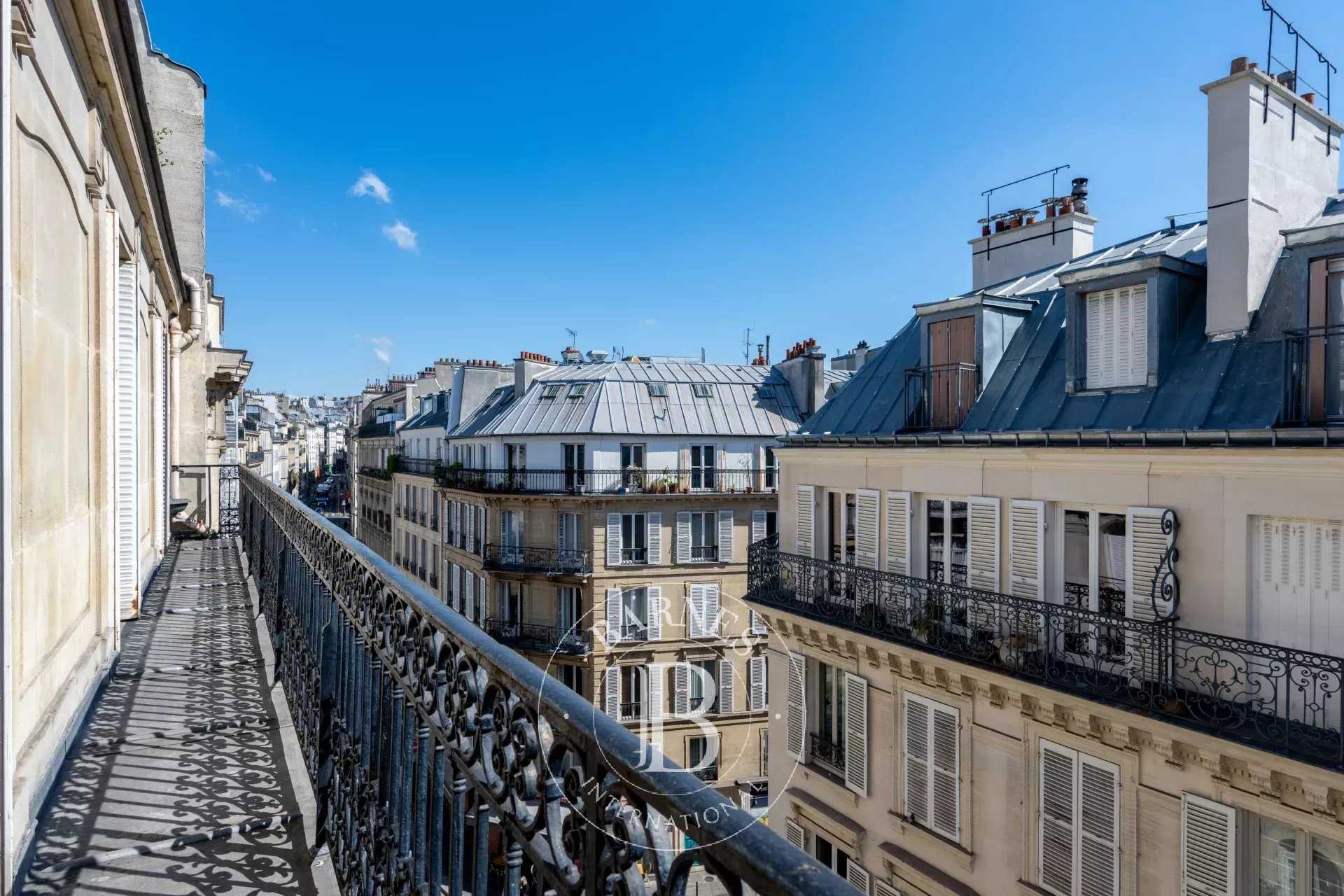 Paris  - Appartement 7 Pi&egrave;ces 4 Chambres