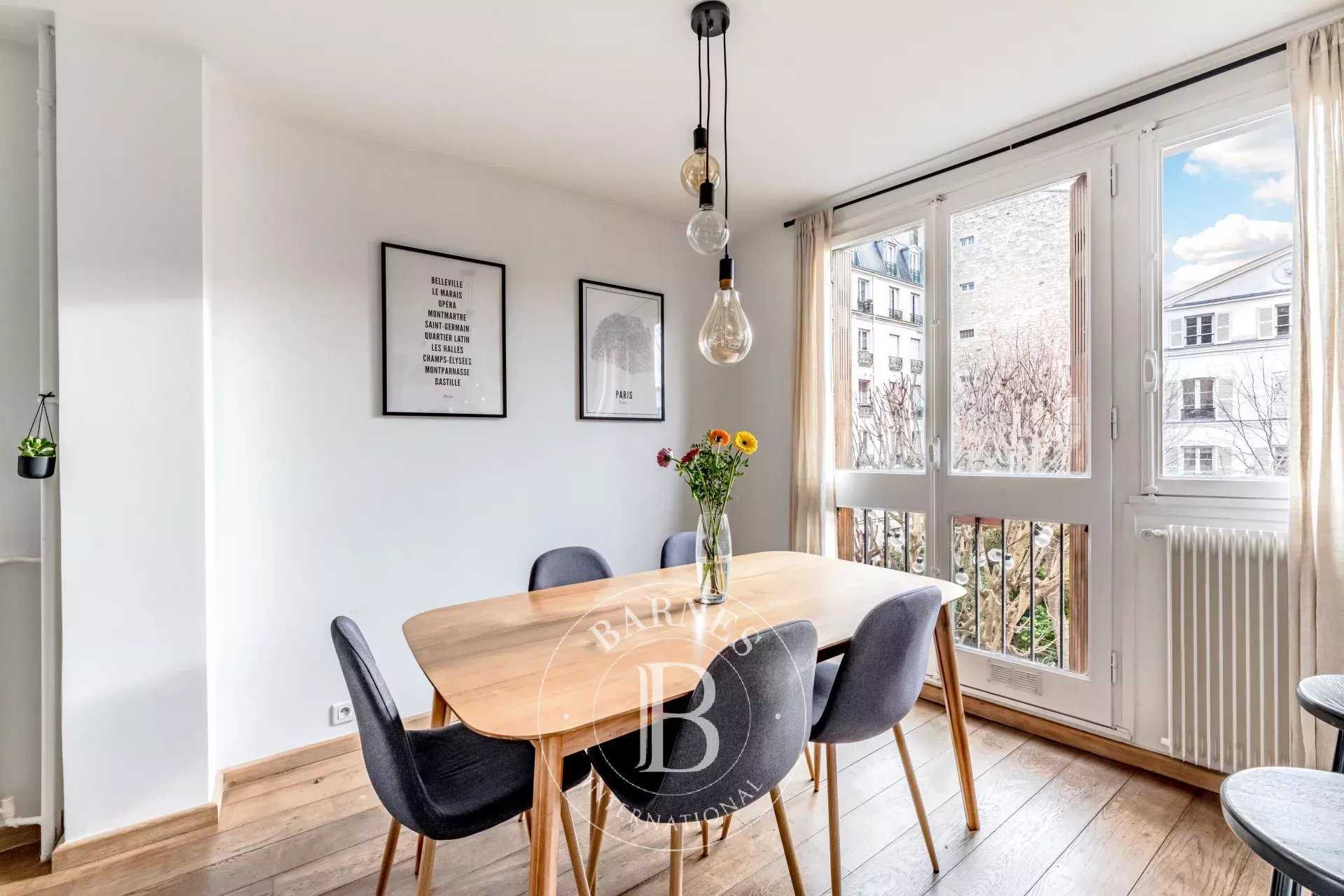 Paris  - Appartement 3 Pièces 2 Chambres
