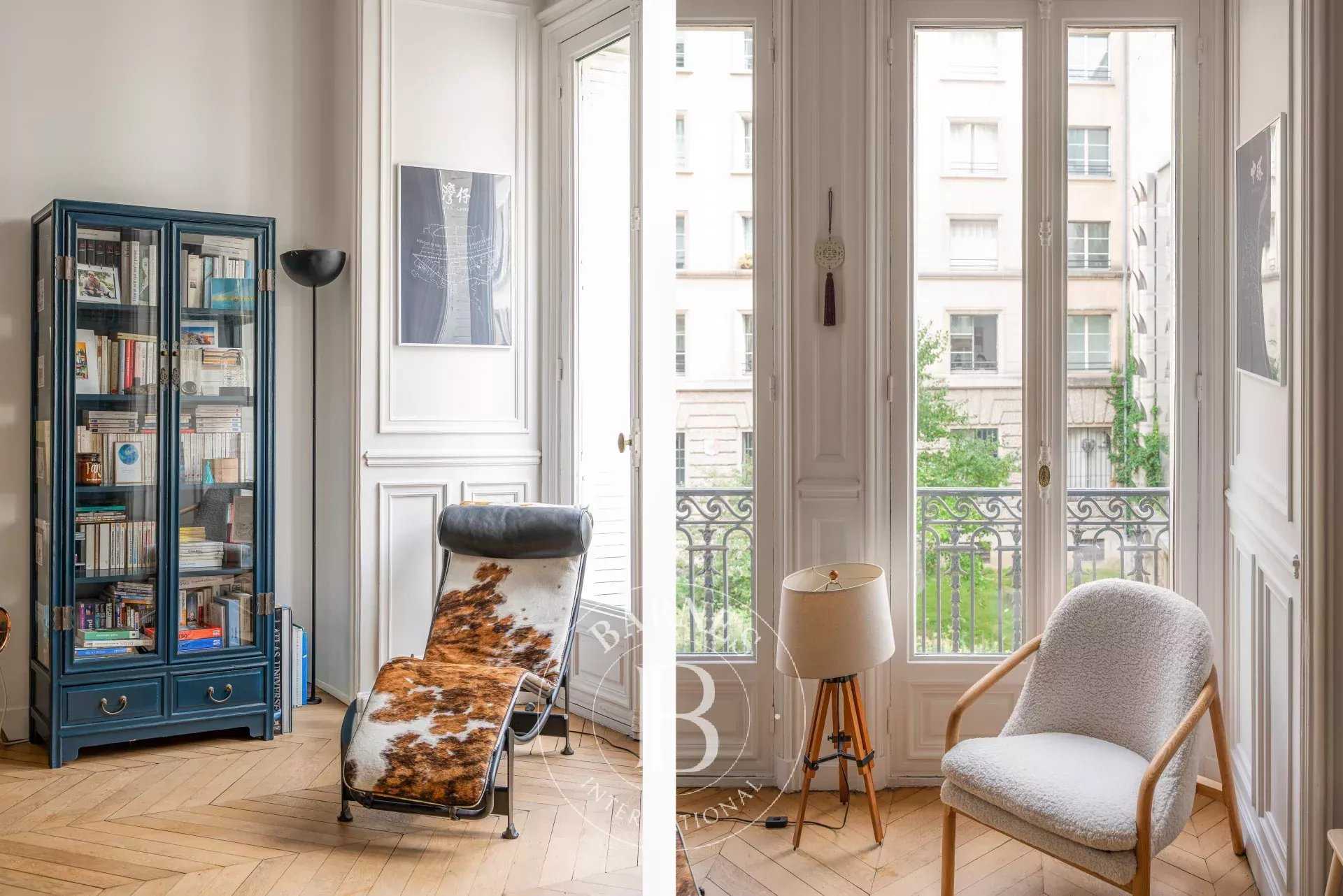 Paris  - Appartement 5 Pièces 3 Chambres