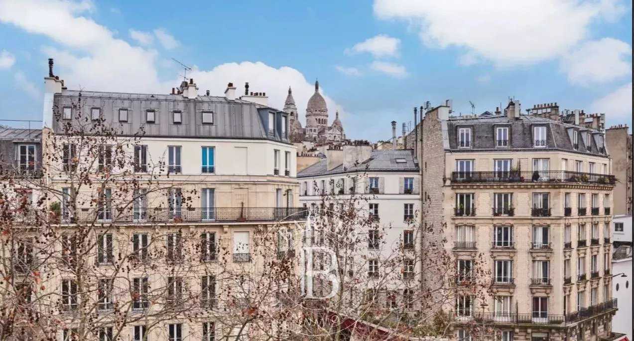 Paris  - Appartement 6 Pi&egrave;ces 3 Chambres