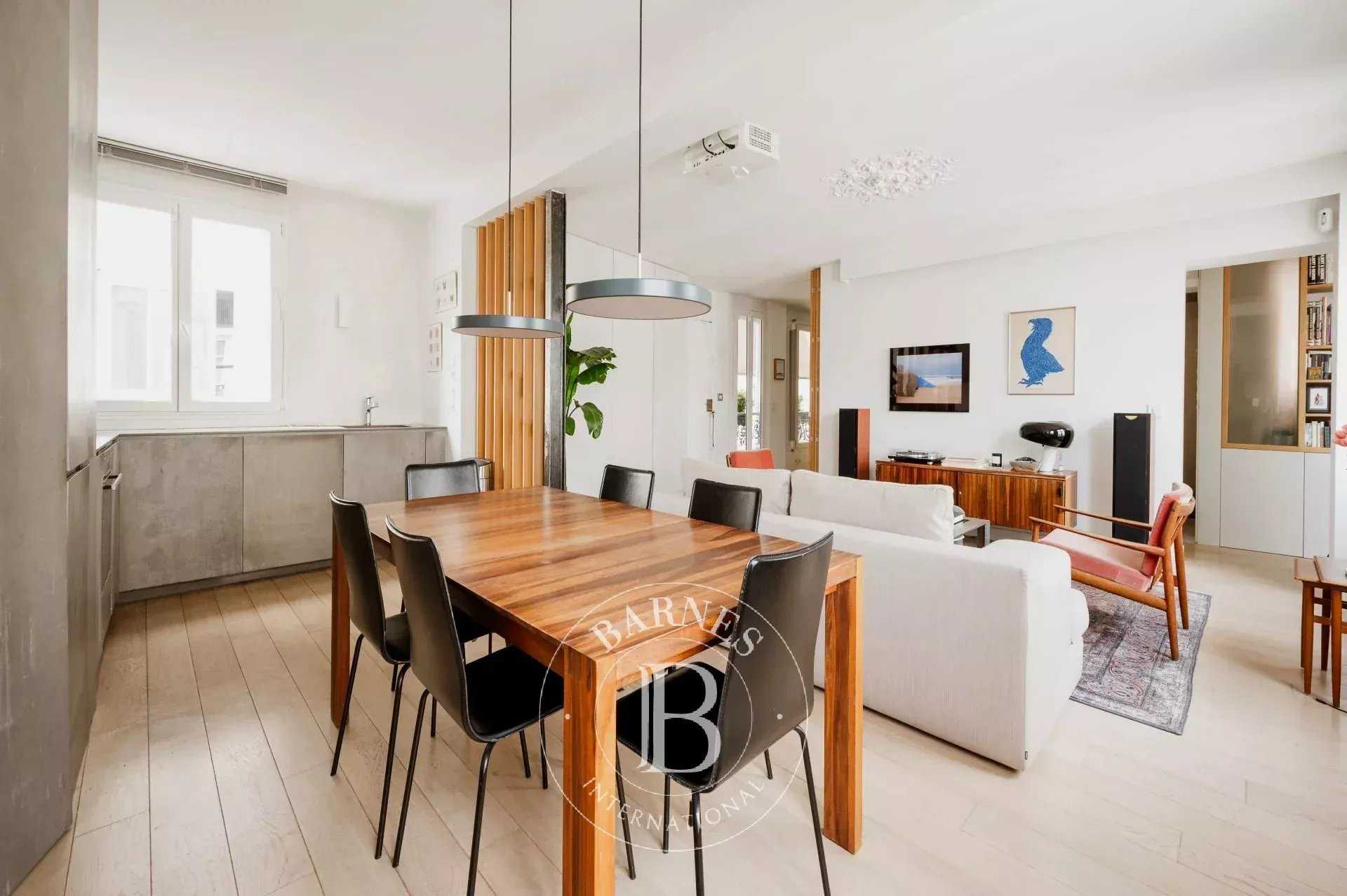 Paris  - Apartment 2 Bedrooms