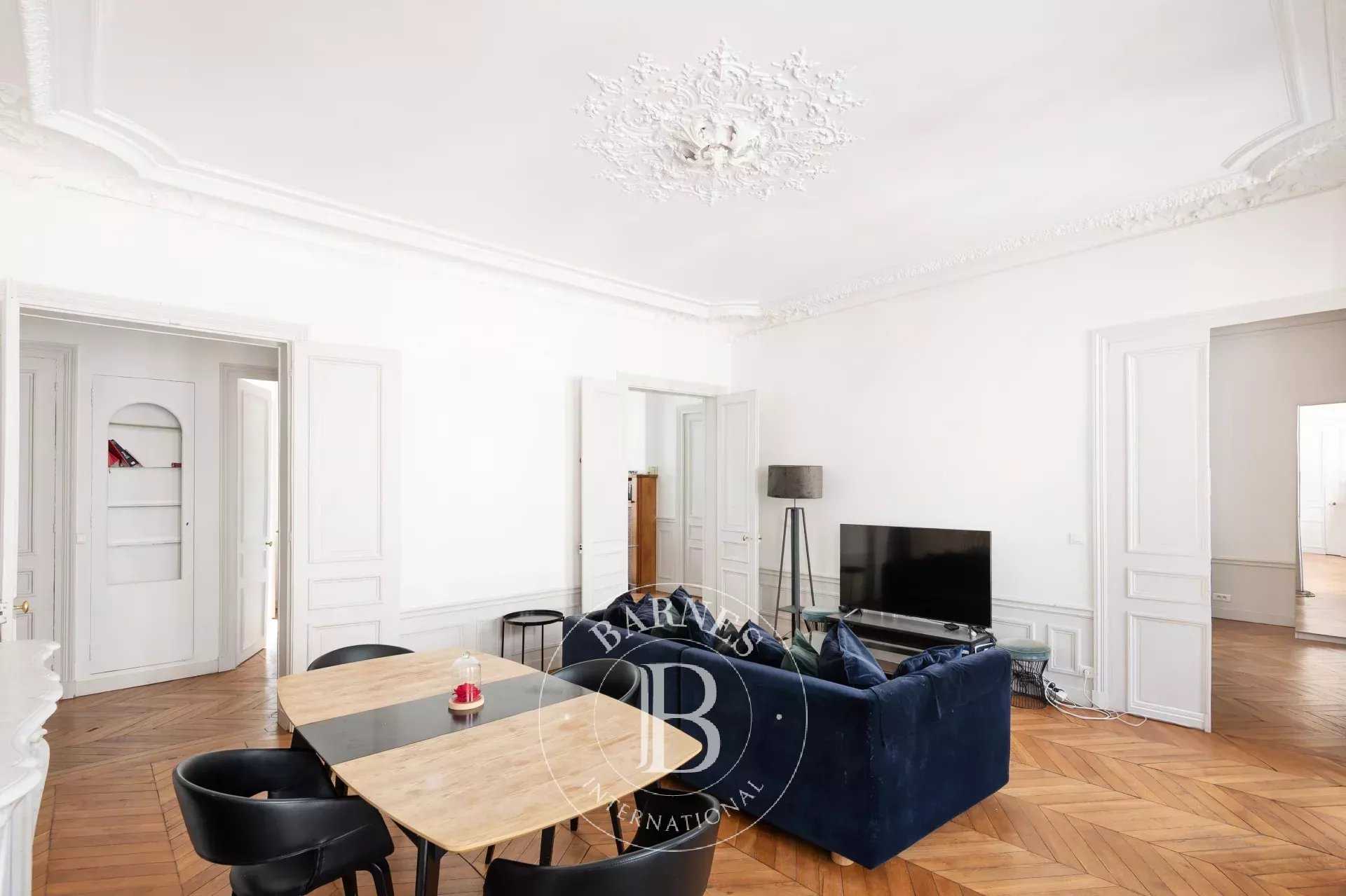 Paris  - Apartment 3 Bedrooms