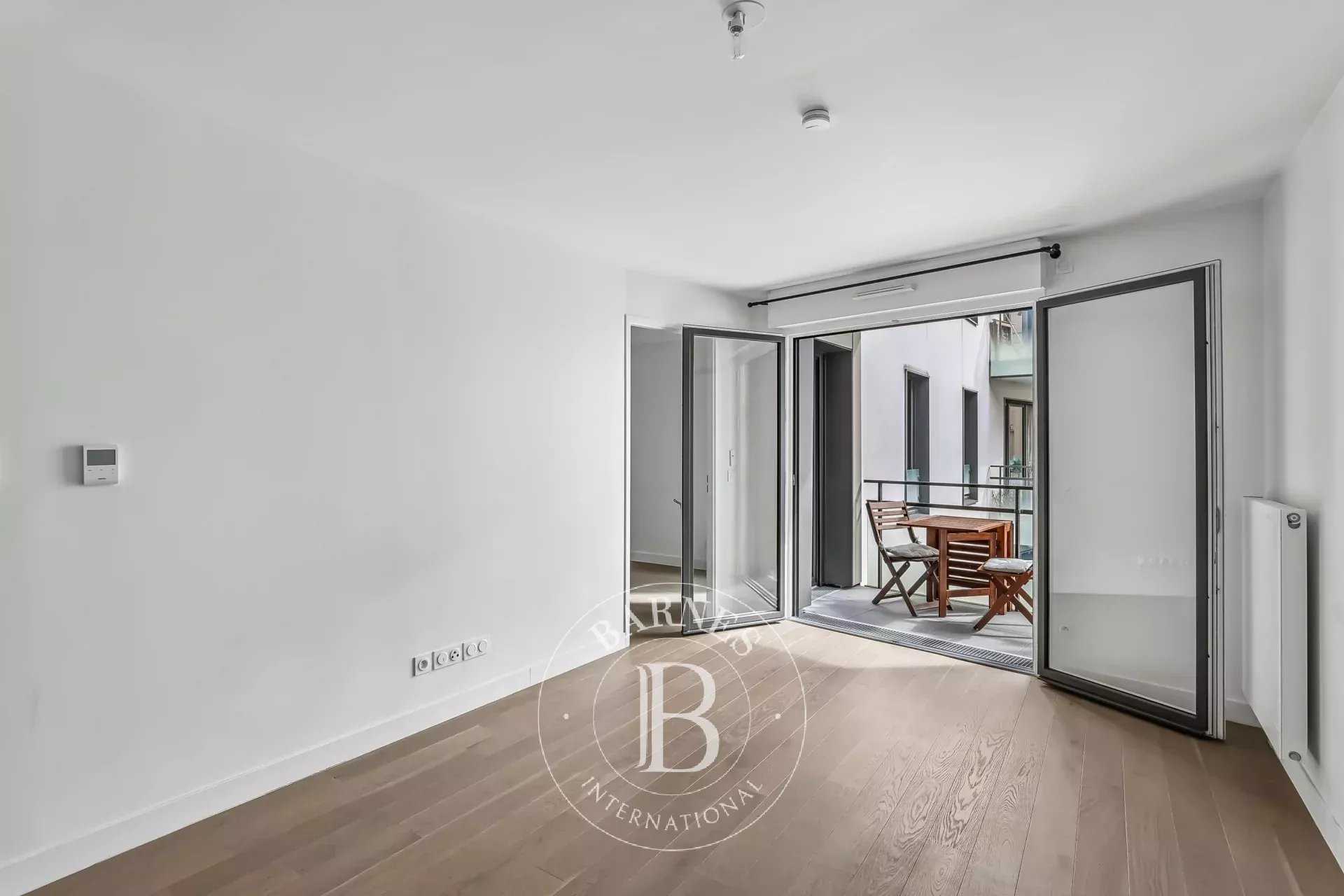 Paris  - Appartement 2 Pi&egrave;ces, 1 Chambre