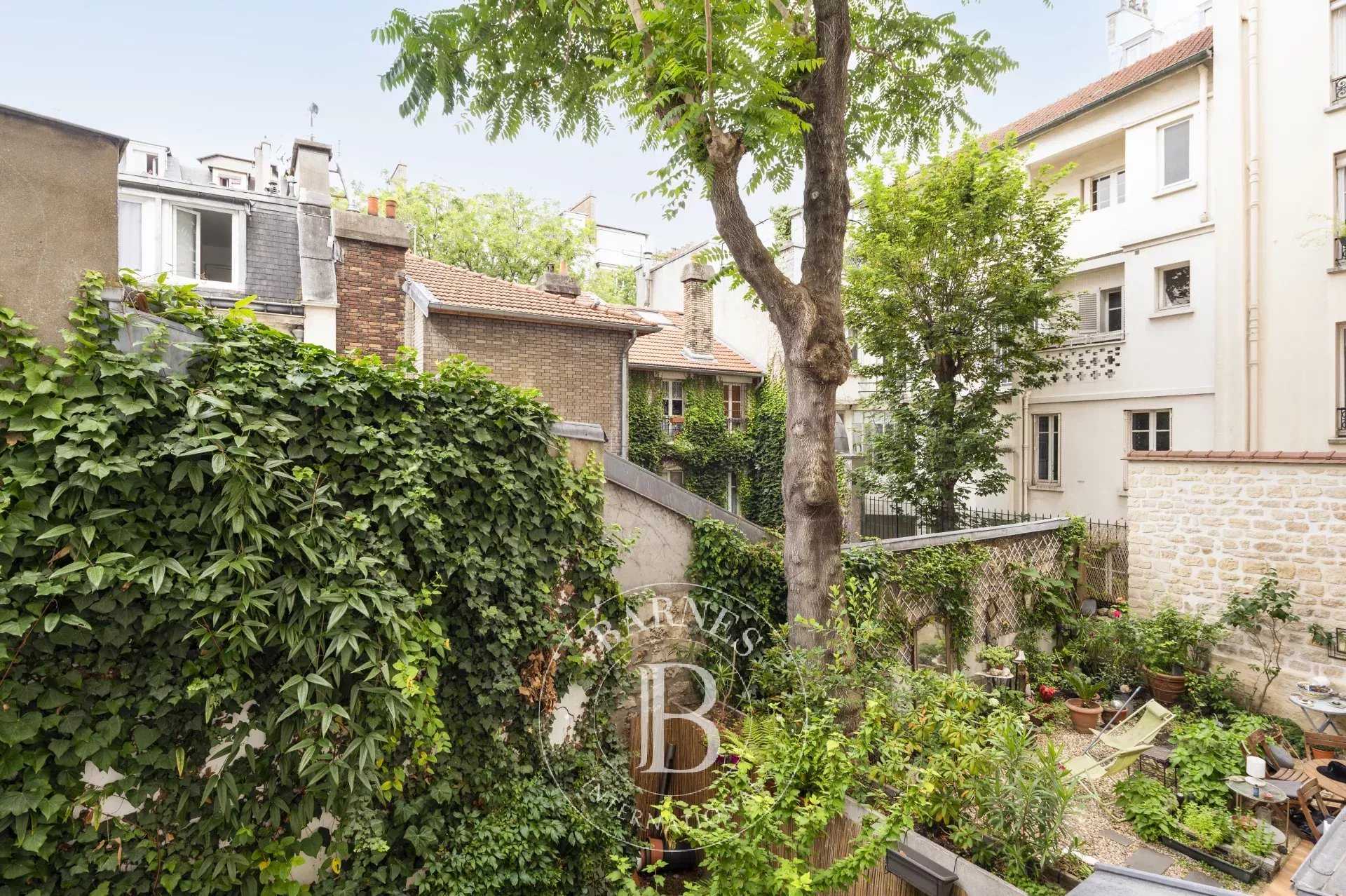 Paris  - Appartement 2 Pièces, 1 Chambre