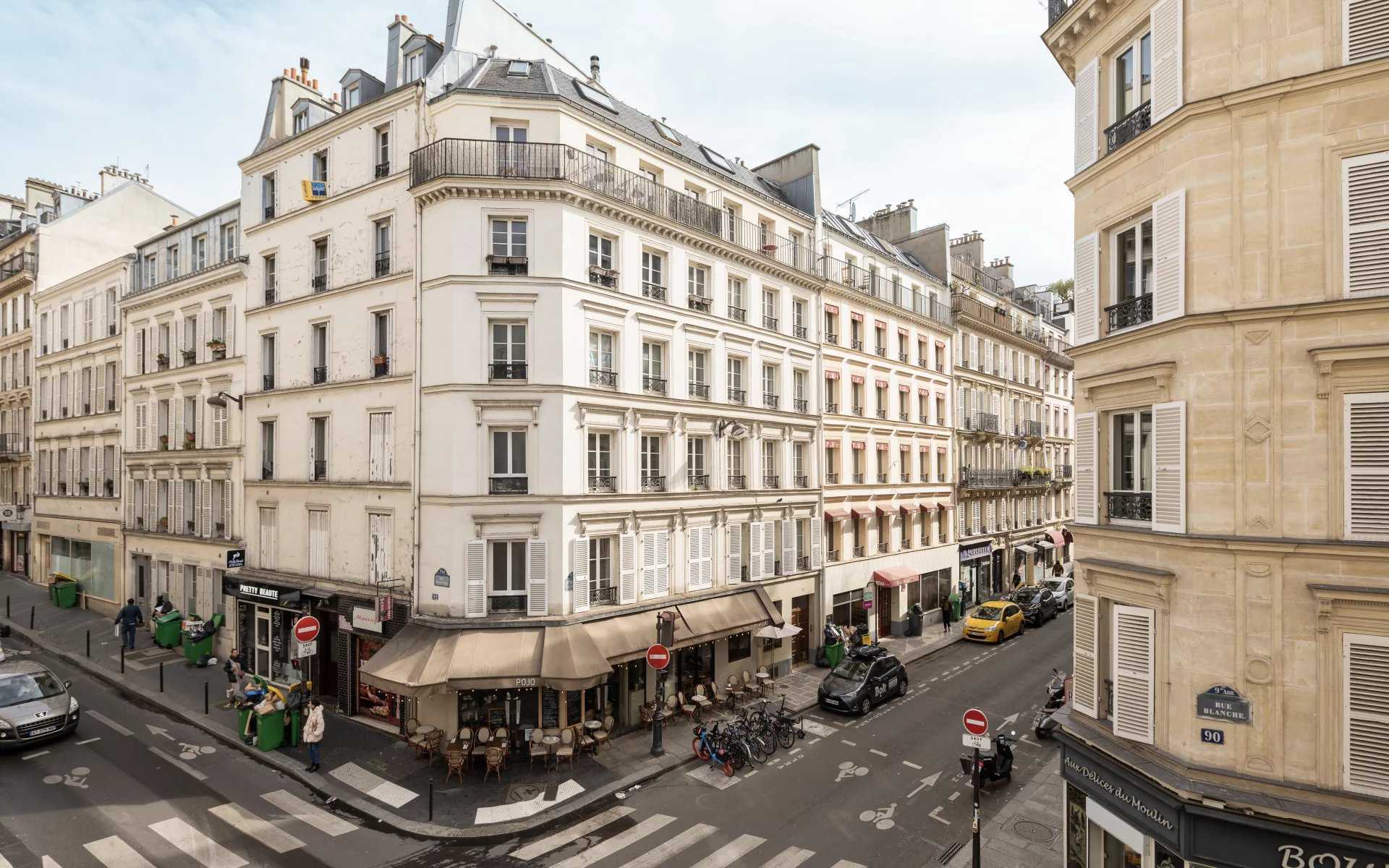Paris  - Apartment 4 Bedrooms