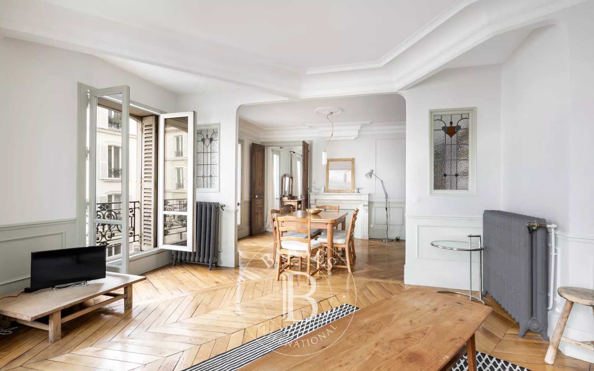 Paris  - Apartment 2 Bedrooms