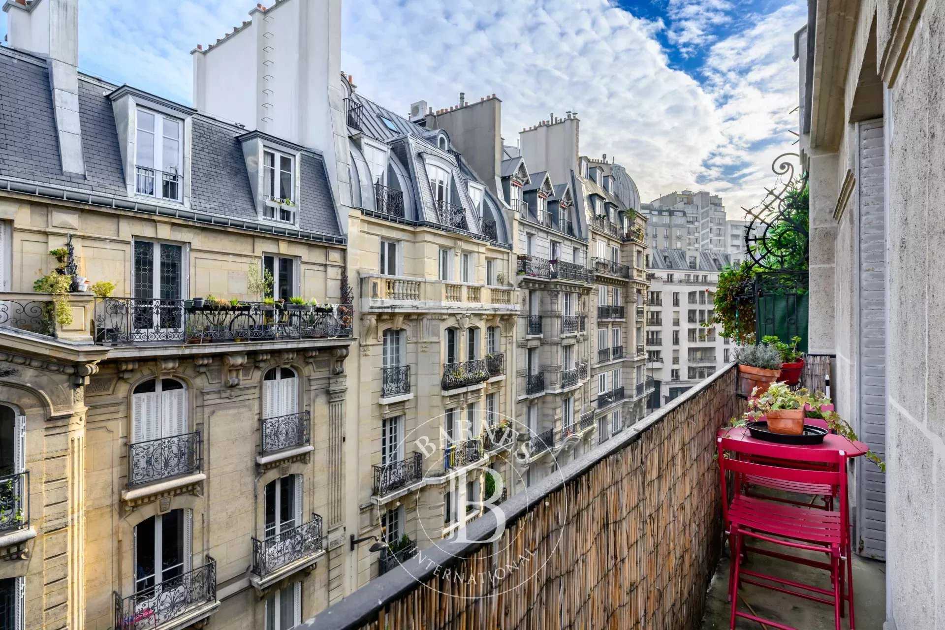 Paris  - Apartment 2 Bedrooms