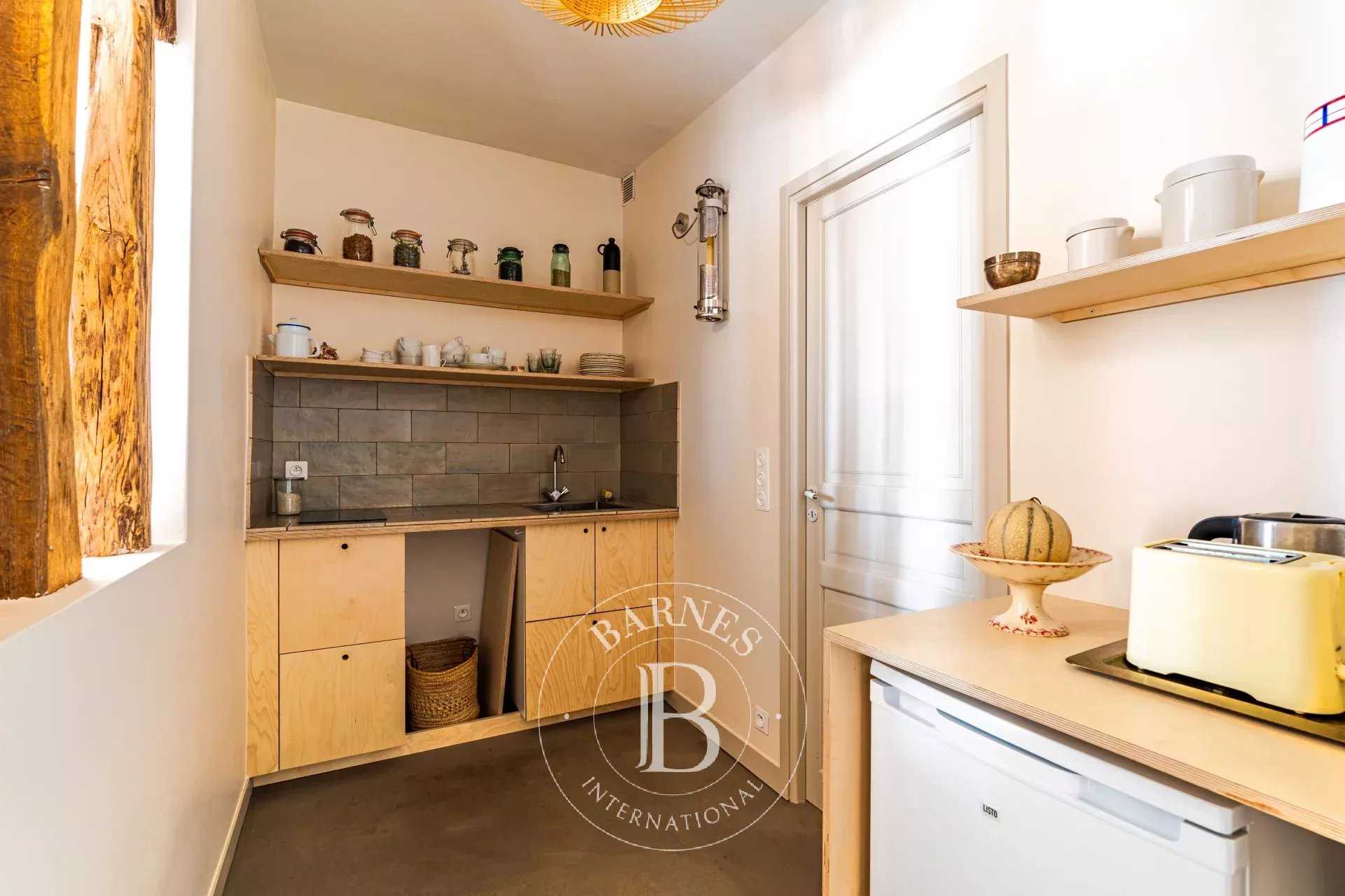 Paris  - Apartment 3 Bedrooms