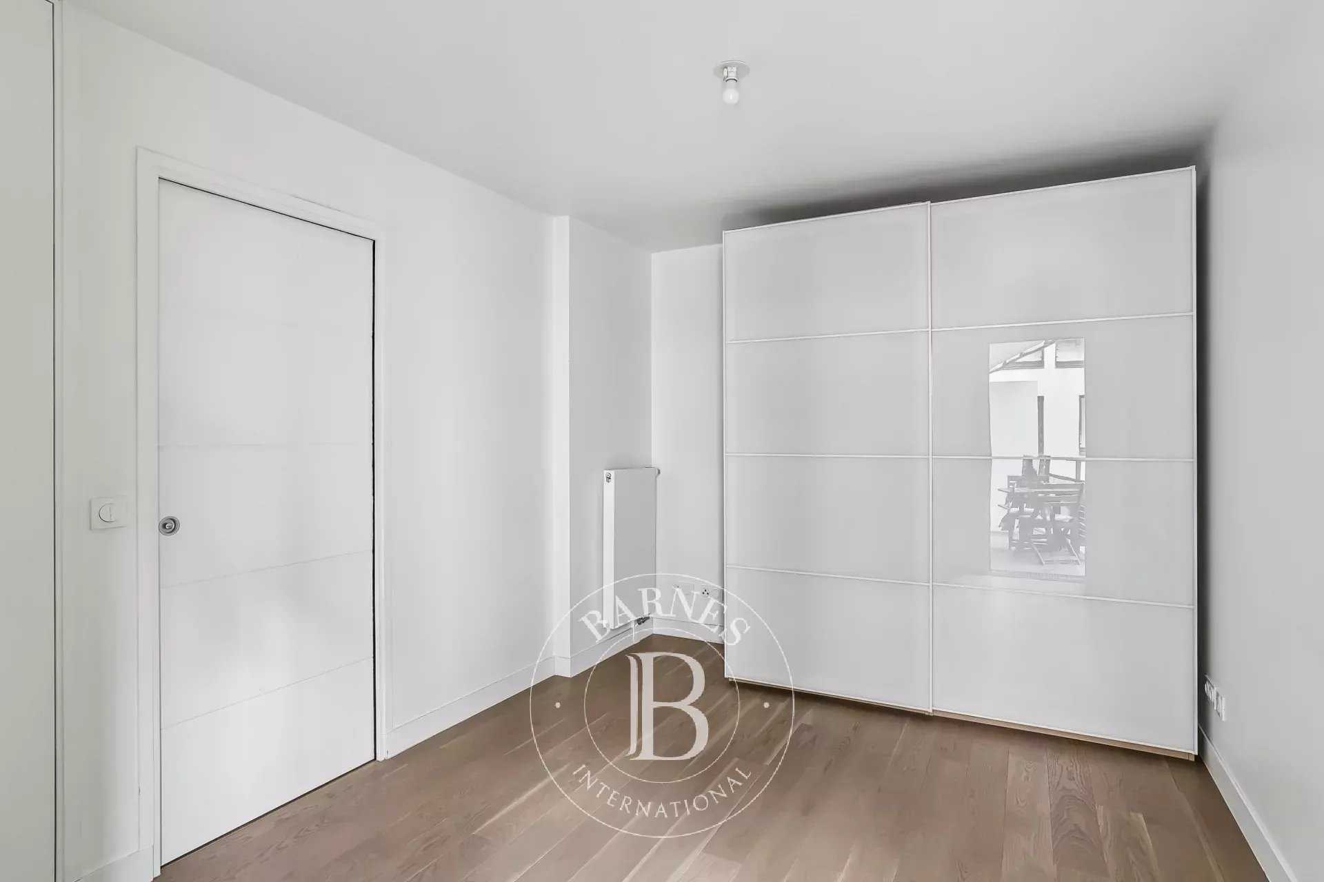 Paris  - Appartement 2 Pi&egrave;ces, 1 Chambre