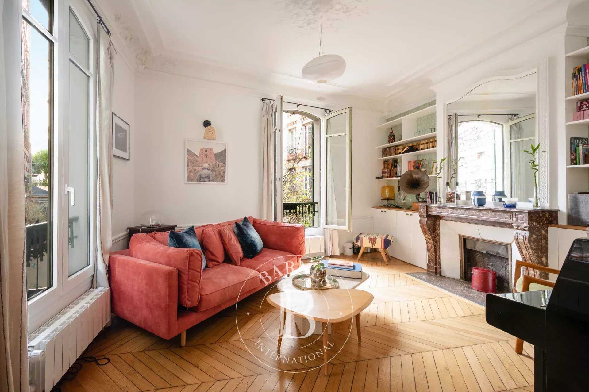 Paris  - Maison 7 Pi&egrave;ces 5 Chambres