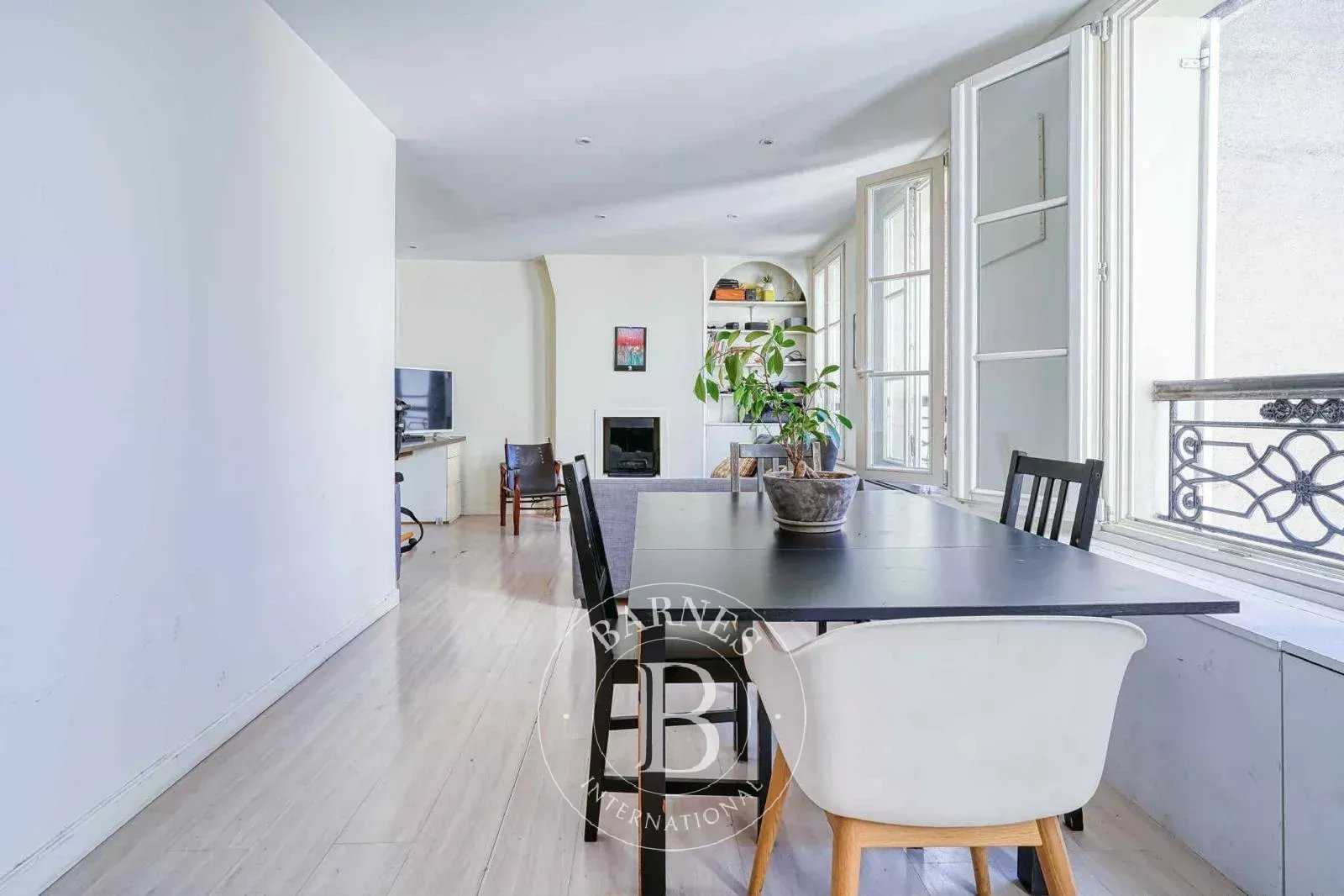 Paris  - Appartement 2 Pi&egrave;ces, 1 Chambre
