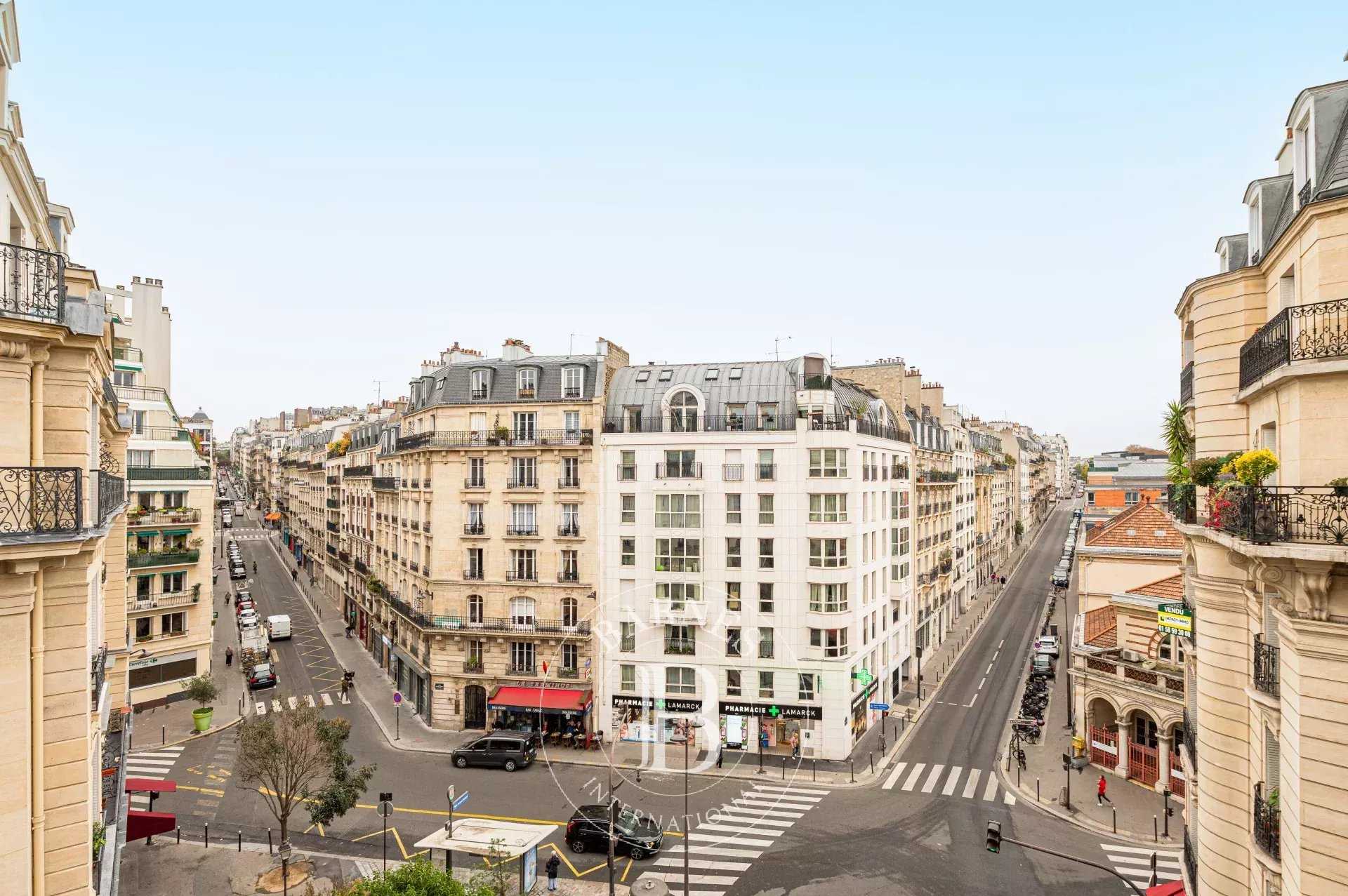 Paris  - Appartement 3 Pièces, 1 Chambre