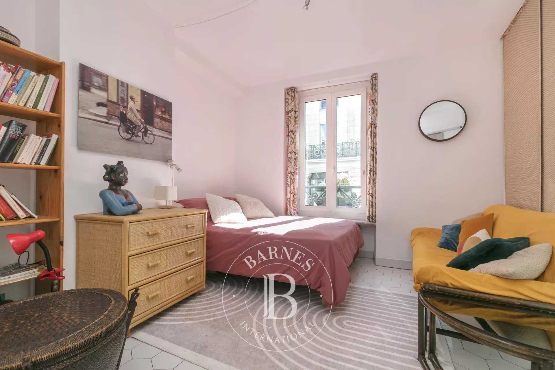 Paris  - Apartment 4 Bedrooms