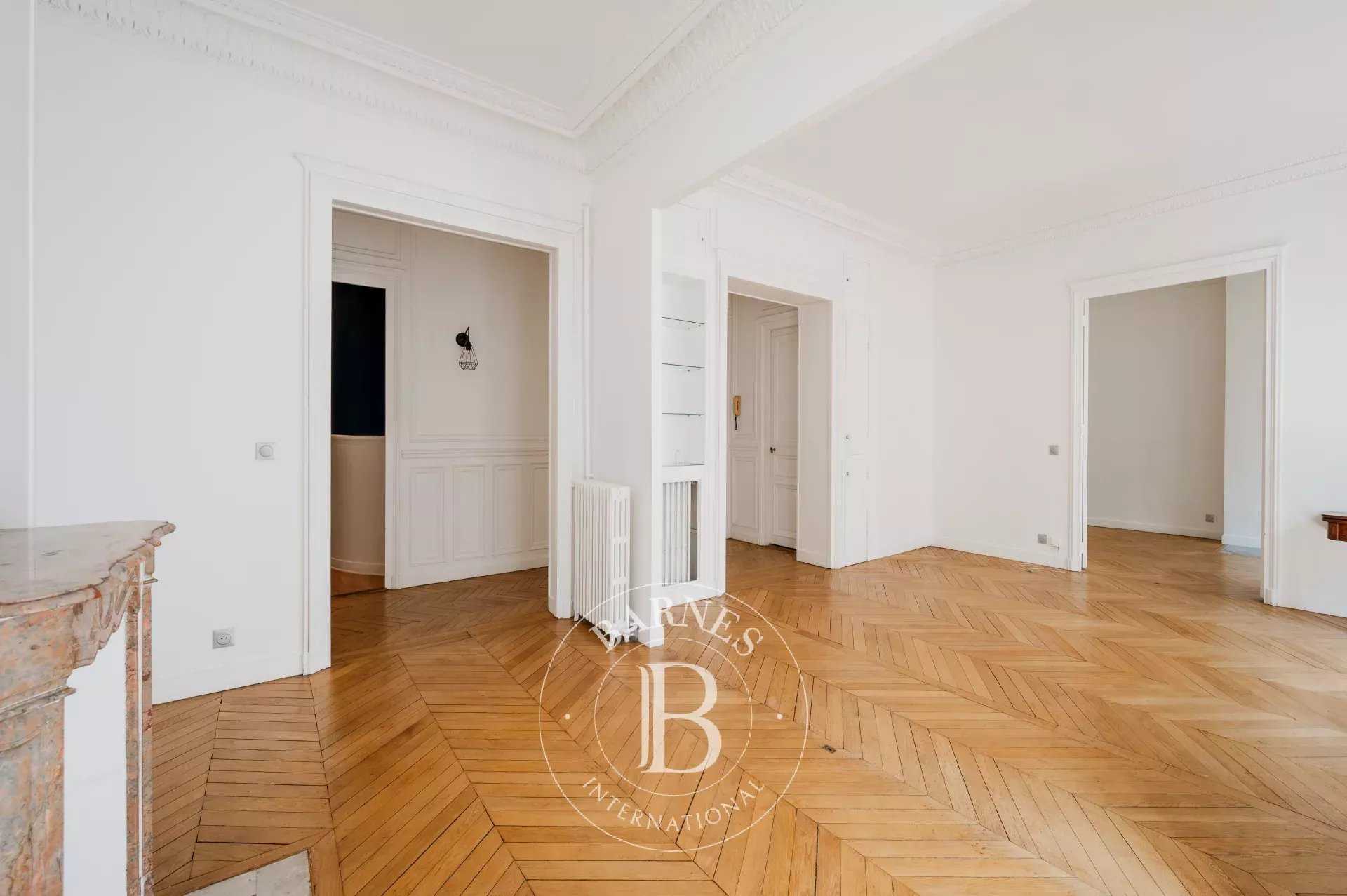 Paris  - Piso 5 Cuartos 3 Habitaciones