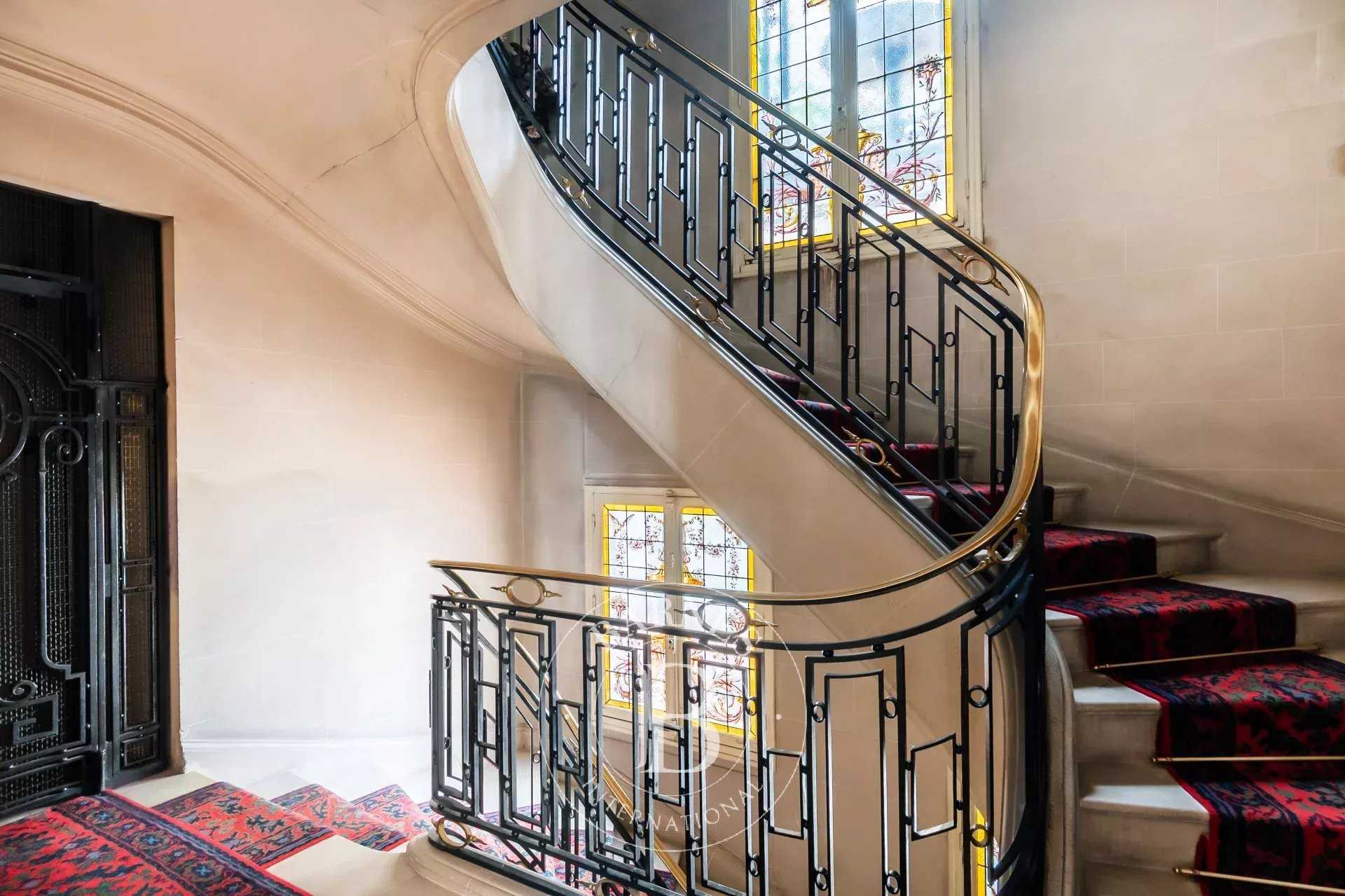Paris  - Apartment 2 Bedrooms