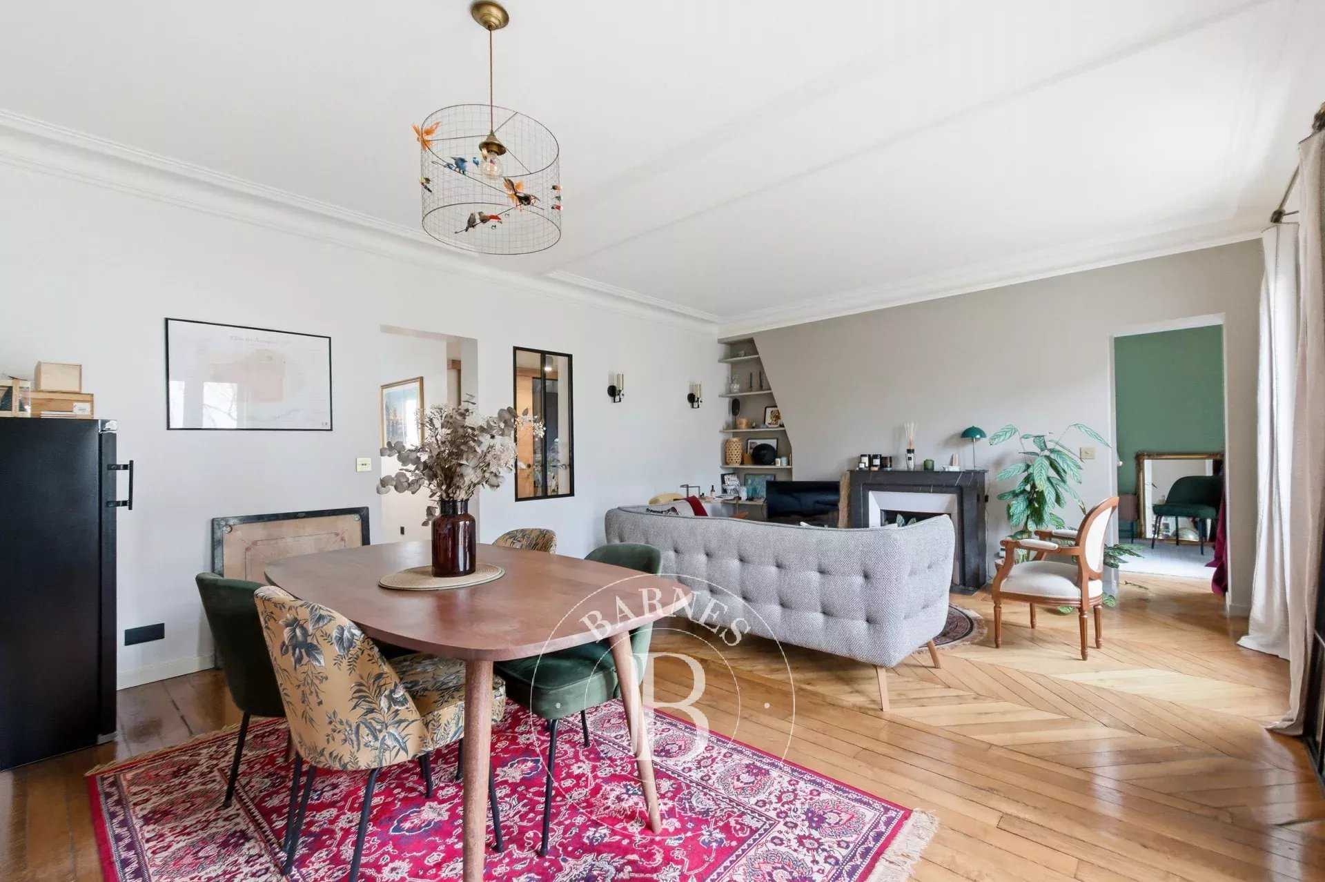 Paris  - Piso 3 Cuartos 2 Habitaciones