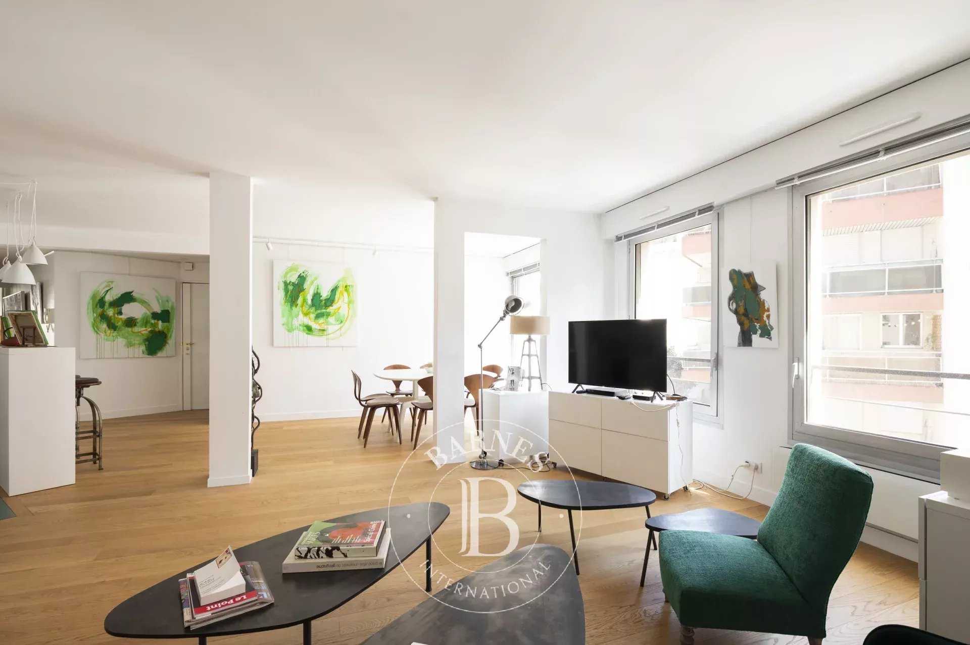 Apartment Paris 75018  -  ref 85774433 (picture 2)