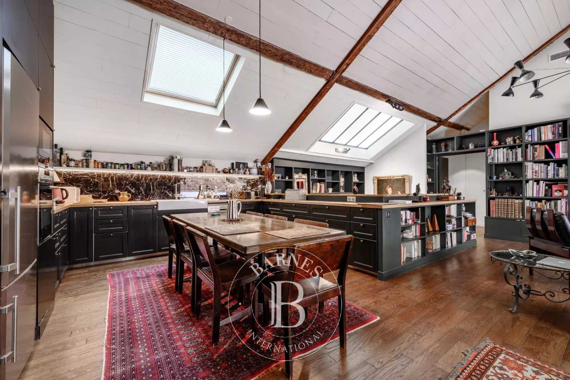 Paris  - Apartment 4 Bedrooms