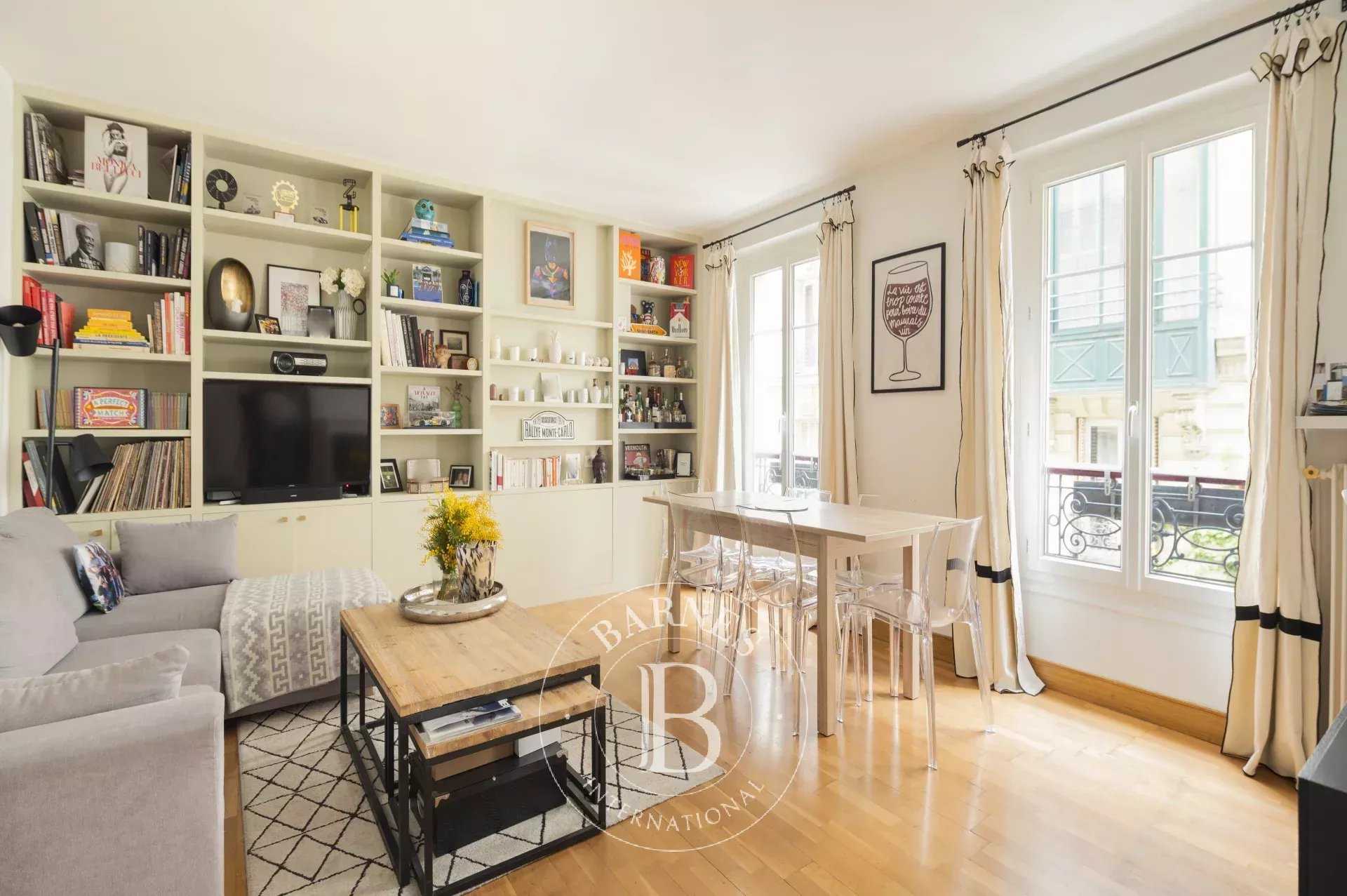 Apartment Paris 75018  -  ref 85650025 (picture 3)