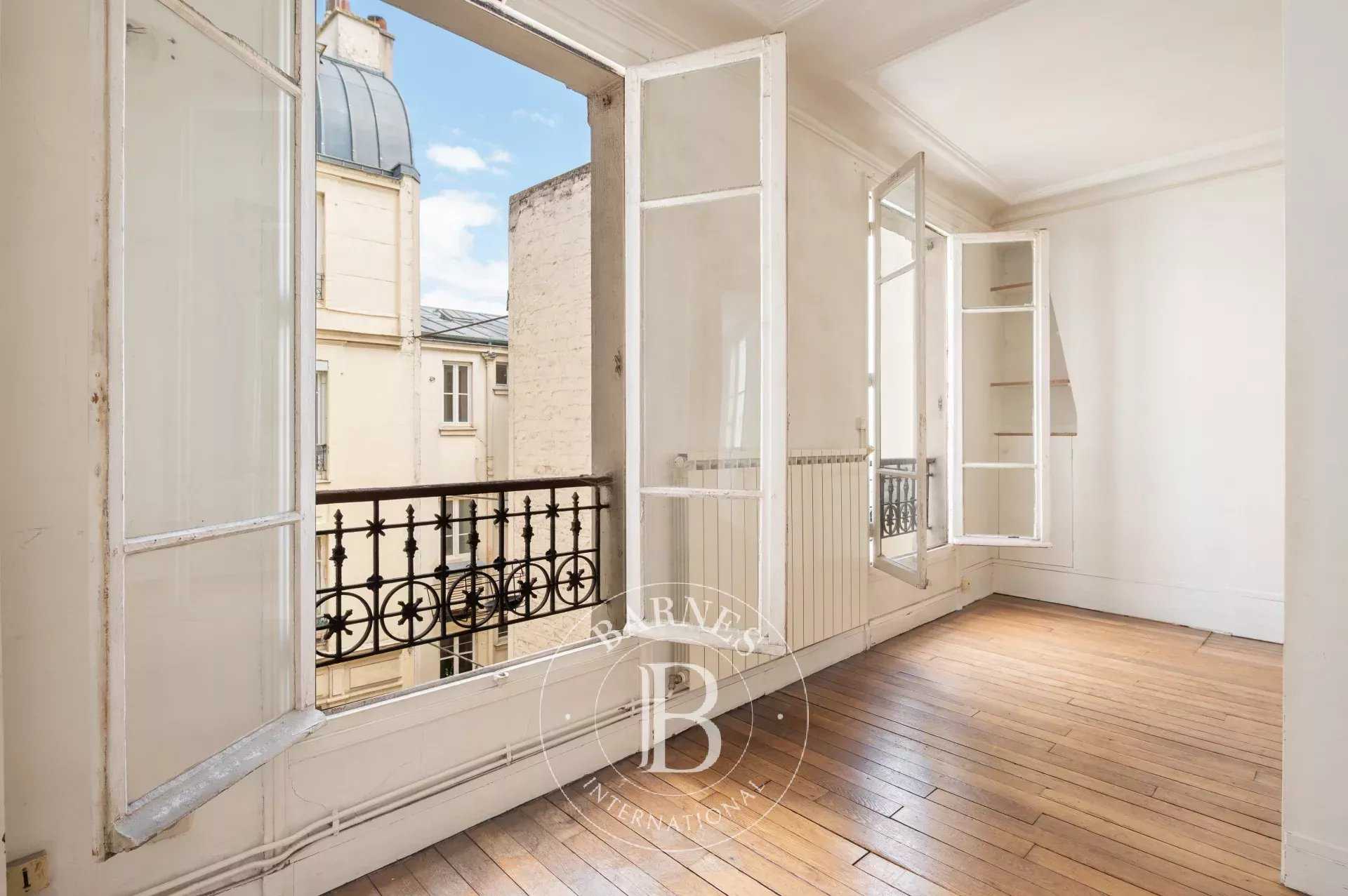 Appartement Paris 75018  -  ref 85972278 (picture 1)